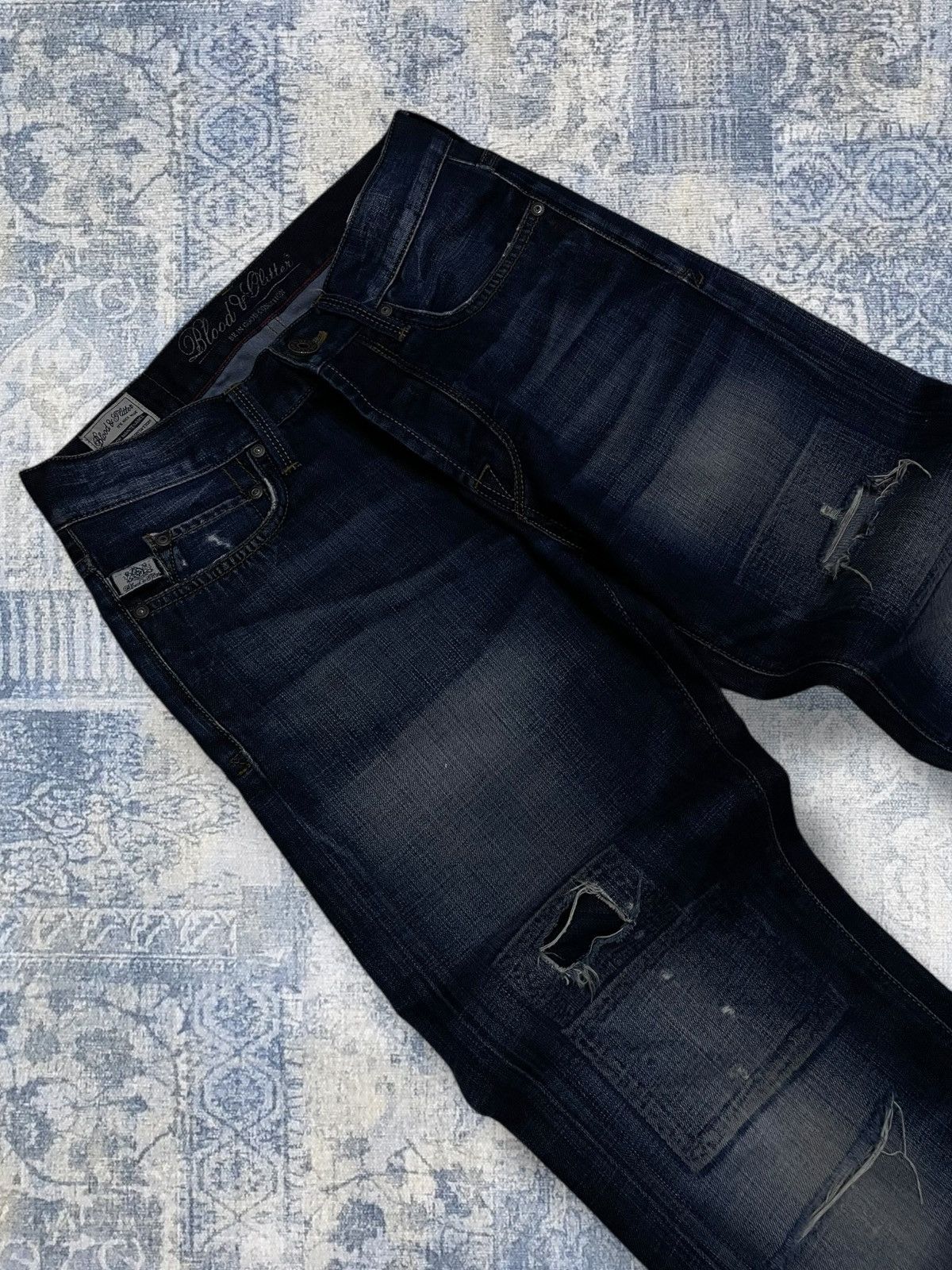 Japanese Brand Vintage Designer Og Blood & Glitter Distressed Clean Denim Size US 29 - 7 Thumbnail