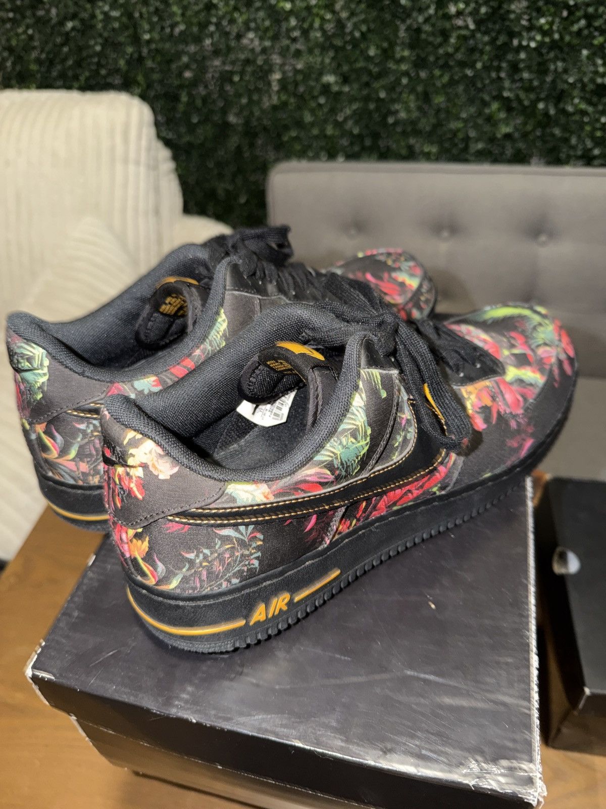 Nike Nike Airforce 1'07 LV8 "Floral Pack" Size US 11 / EU 44 - 5 Thumbnail