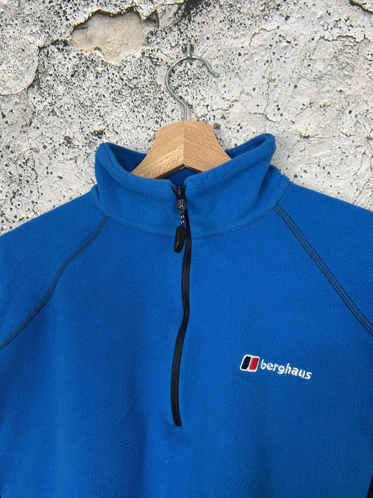 Berghaus Berghaus Gorpcore Fleece Sweatshirt Outdoor Streetwear Size US L / EU 52-54 / 3 - 3 Thumbnail