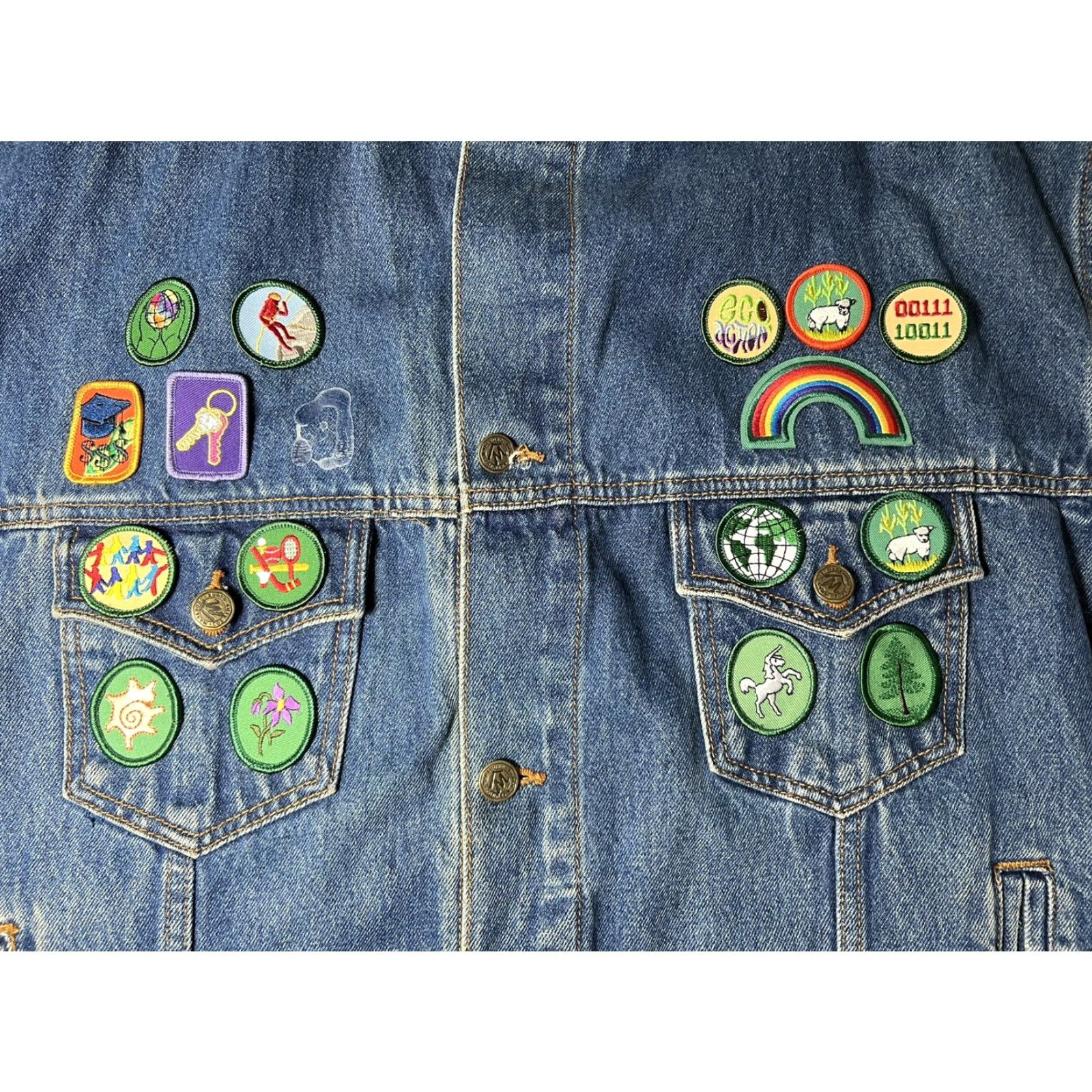 Marlboro VINTAGE Marlboro Country Store Denim Vest Mens XL Blue Patch Back Western Biker Style Clothing Man Mens XL Blue Denim Vest Size US XL / EU 56 / 4 - 3 Thumbnail