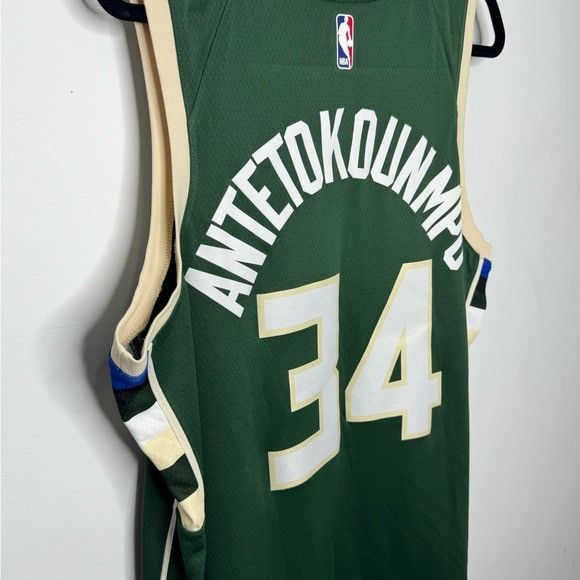Nike Nike Milwaukee Bucks Giannis Antetokounmpo Basketball NBA Je Size US XL / EU 56 / 4 - 3 Thumbnail