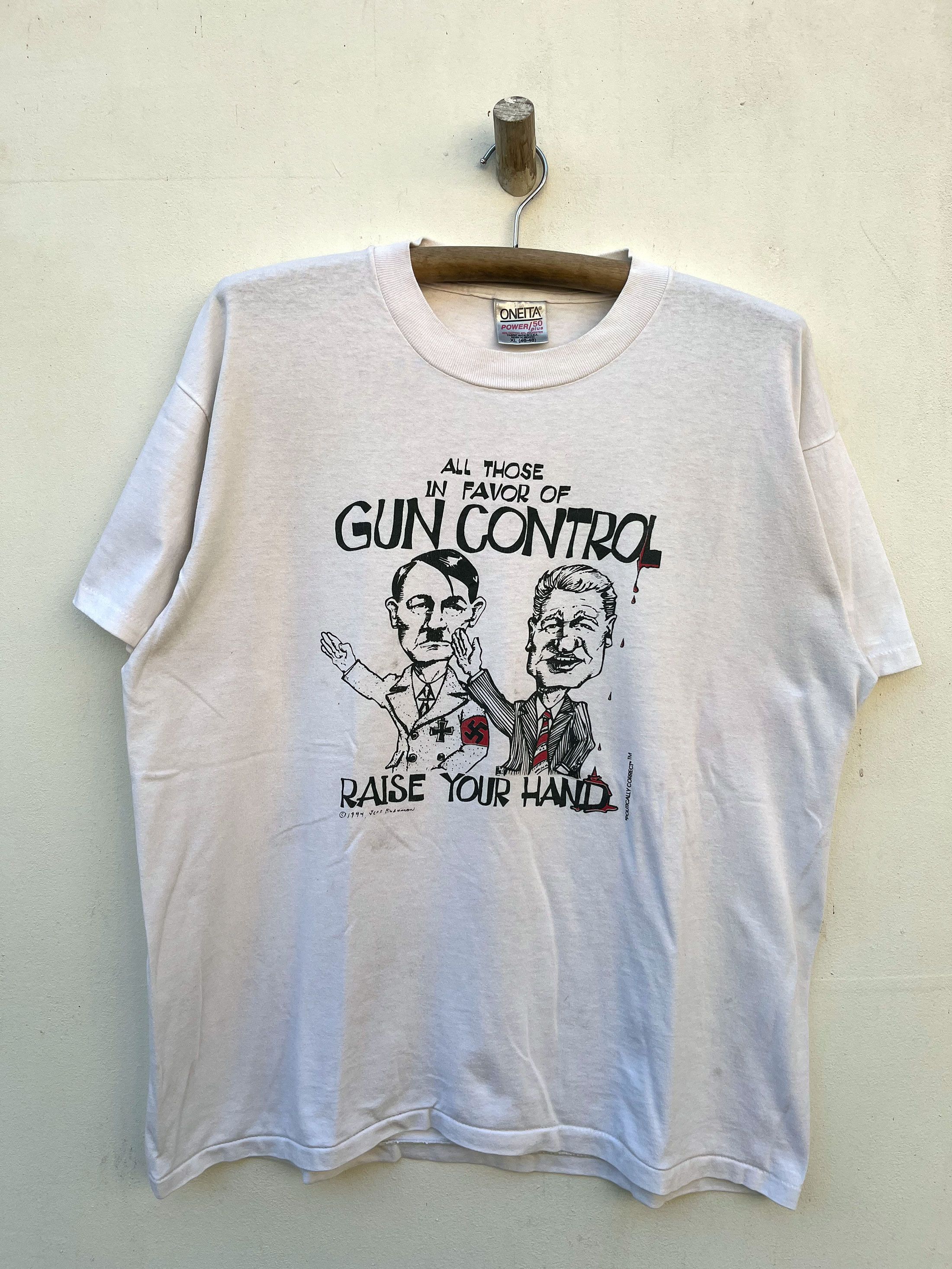 Arts & Science × Sci-Fi Fantasy Vintage Hitler Bill Clinton American Caricature Comic Satira Size US XL / EU 56 / 4 - 1 Thumbnail