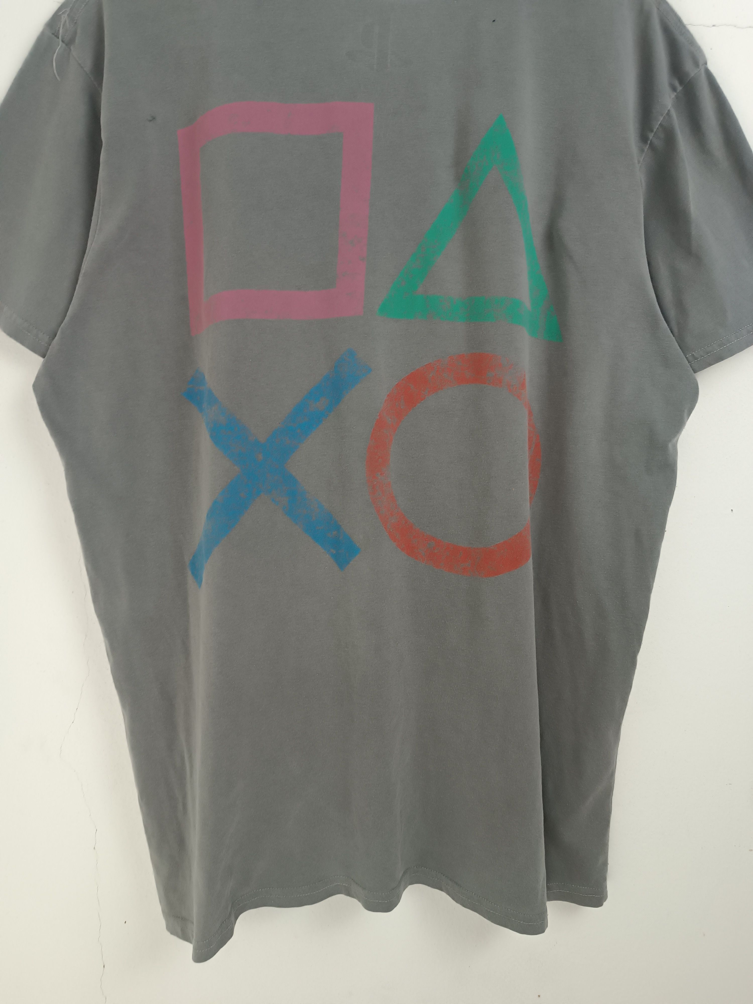 Playstation VINTAGE PLAYSTATION FADED GAMING PS4 PS5 LOGO TEE Size US XL / EU 56 / 4 - 15 Thumbnail