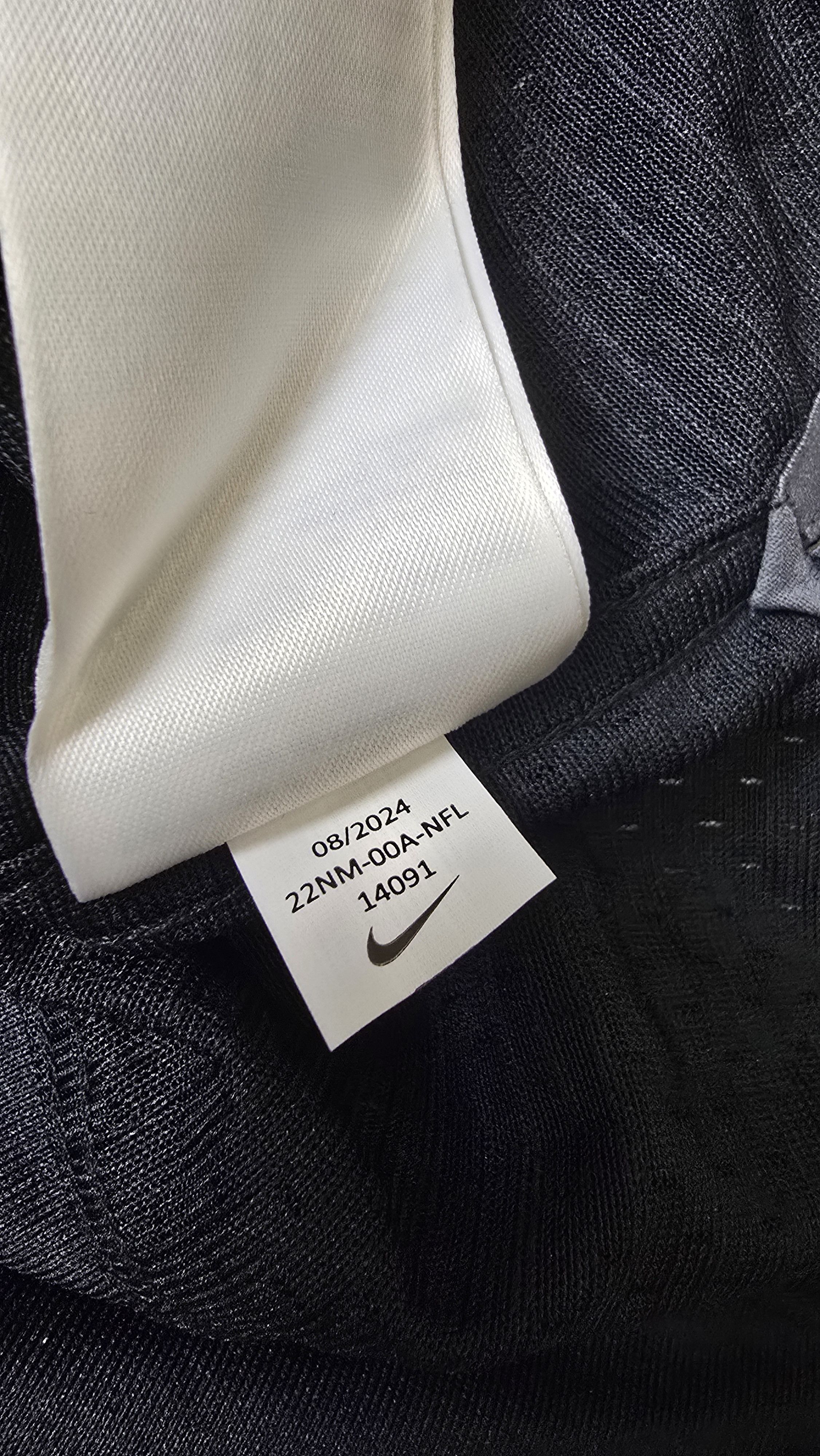 Nike Saquon Barkley Philadelphia Eagles NFL Game Fashion Jersey Size US XL / EU 56 / 4 - 19 Thumbnail