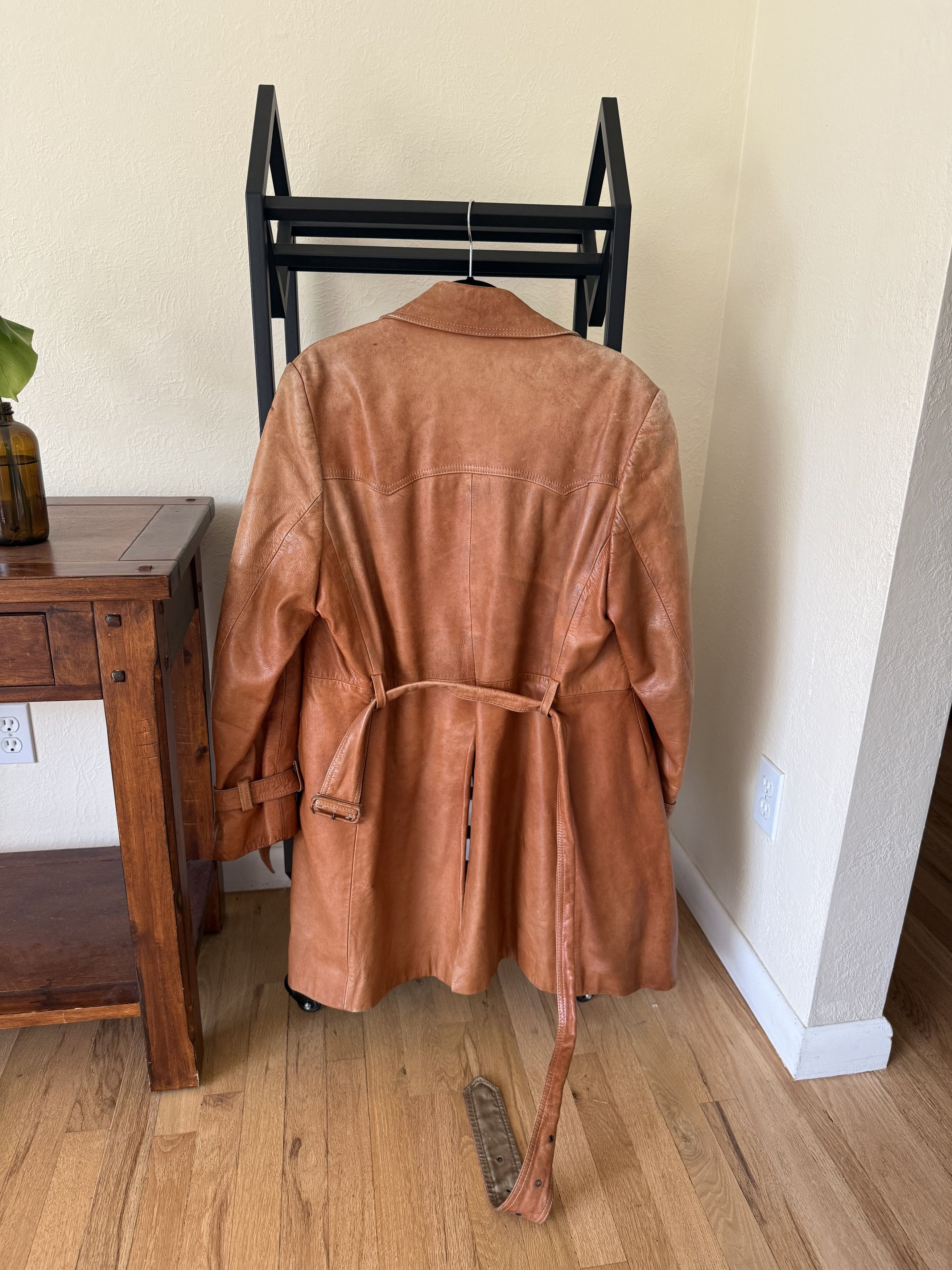 Excelled Vintage Excelled Leather Trench Coat — 1970s Camel Brown Size US L / EU 52-54 / 3 - 2 Thumbnail