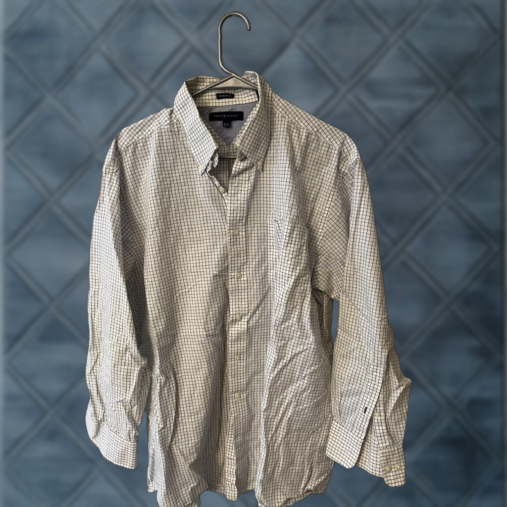 Tommy Hilfiger Tommy Hilfiger Shirt Men Reg Fit Plaid White Gingham Long Sleeve Button Down 16.5 Size US L / EU 52-54 / 3 - 1 Thumbnail
