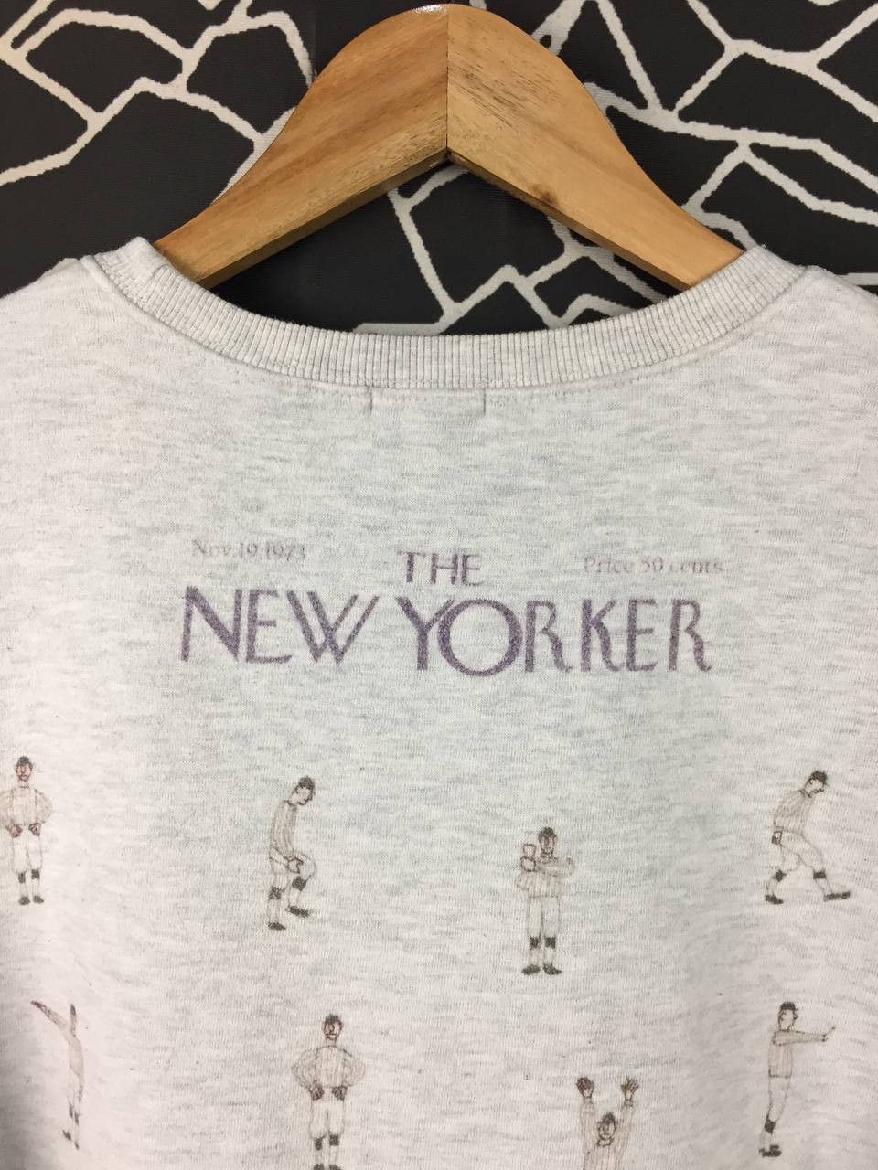 Vintage Philip Korea Brand The New Yorker Magazines Cover Sweatshirt Size US L / EU 52-54 / 3 - 3 Thumbnail