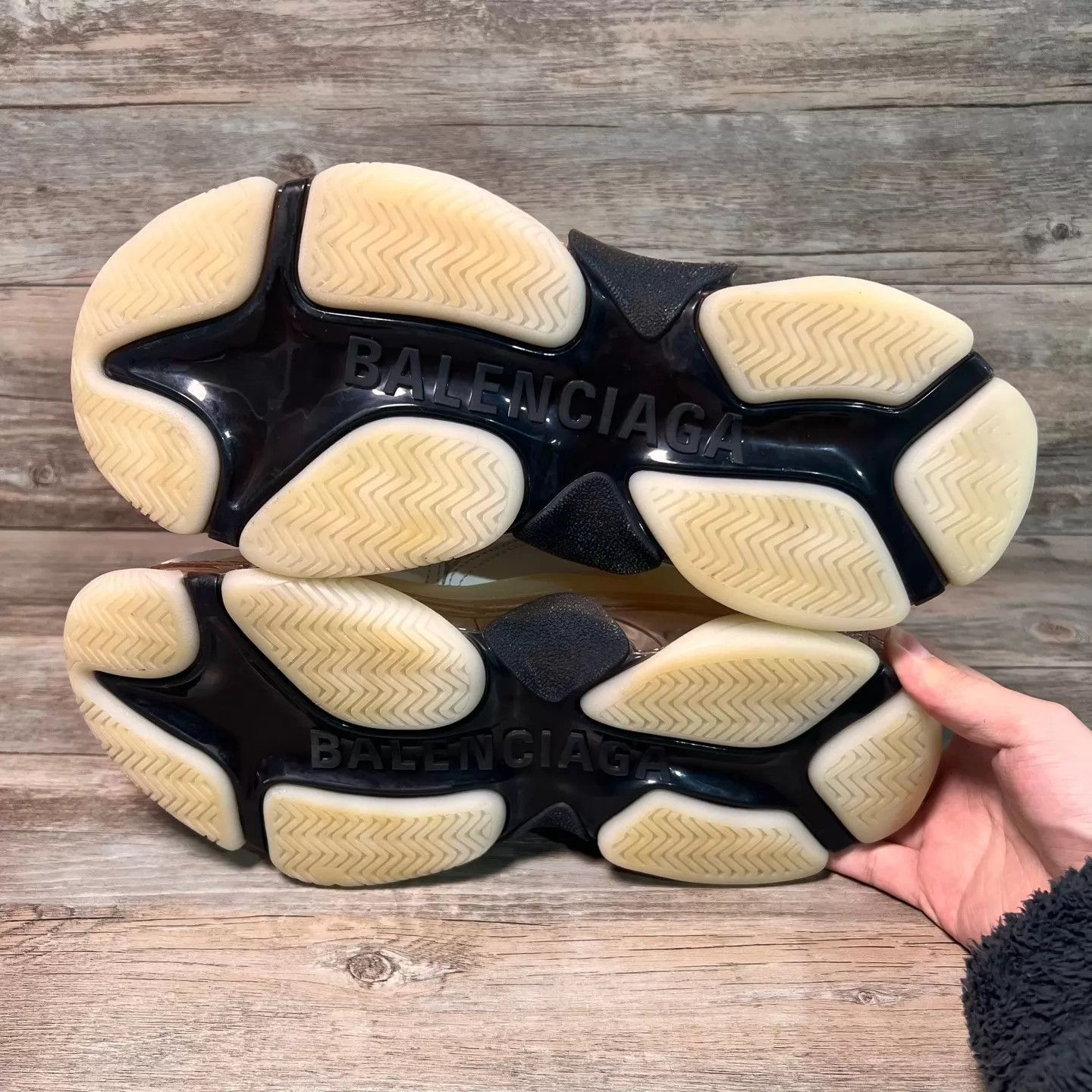 Balenciaga Balenciaga Triple S ClearSole B/W/G EU41 97New Size US 8 / EU 41 - 6 Thumbnail