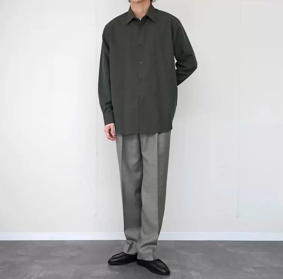 Auralee AURALEE Washed FINX Chambray LS Shirt 26ss 4 Deep Mil-Green Size US XL / EU 56 / 4 - 2 Thumbnail