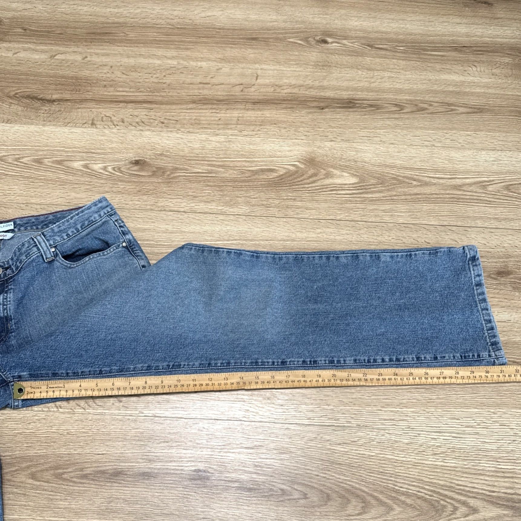 Tommy Hilfiger VINTAGE Tommy Hilfiger Women's Jeans Blue, Bootcut, Size 16, Hipster Style, Denim, Mid Rise, 31.5 Inseam Size 38" / US 16 / IT 52 - 7 Thumbnail