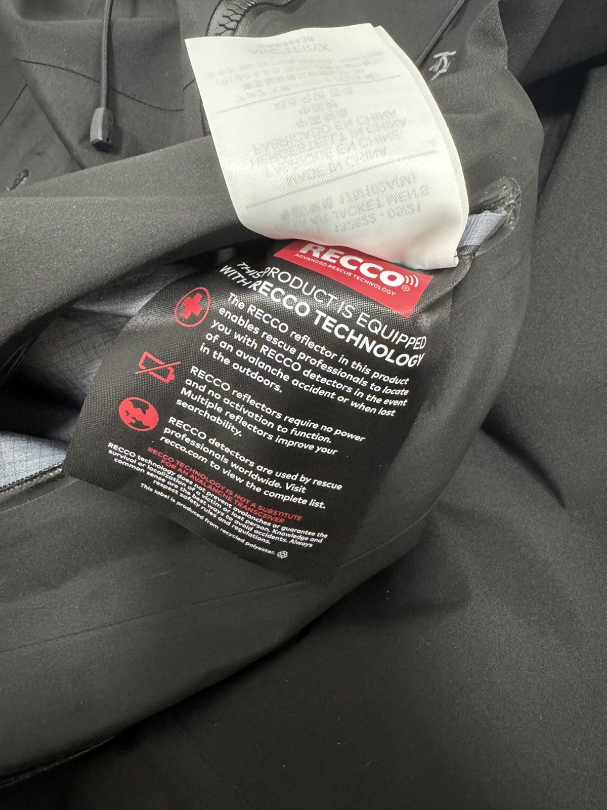 Arc'teryx Arc’teryx Beta AR jacket Size US M / EU 48-50 / 2 - 8 Thumbnail