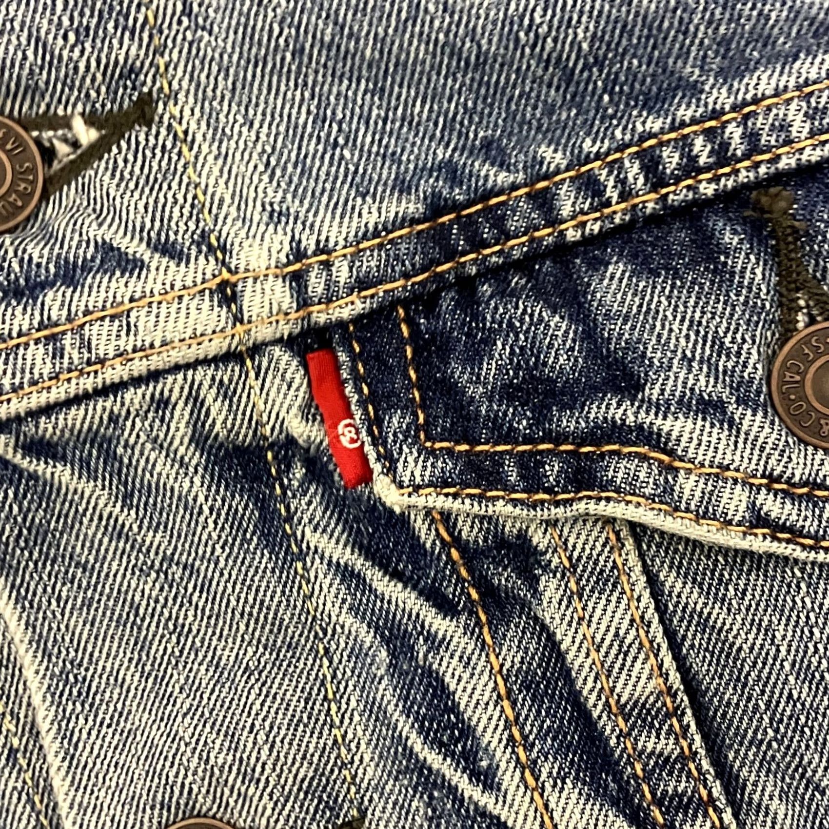 Levi's VINTAGE Levi's Denim Trucker Jacket Small Blue Red Tab Distressed Faded 72334 Mens Size US S / EU 44-46 / 1 - 4 Thumbnail