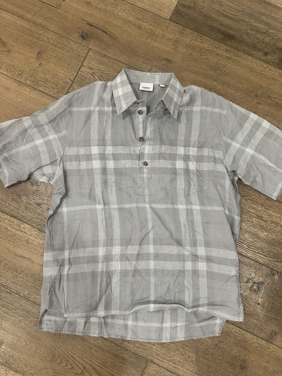 image of Burberry Linen Short Sleeves Shirts Size M in Grey, Men's