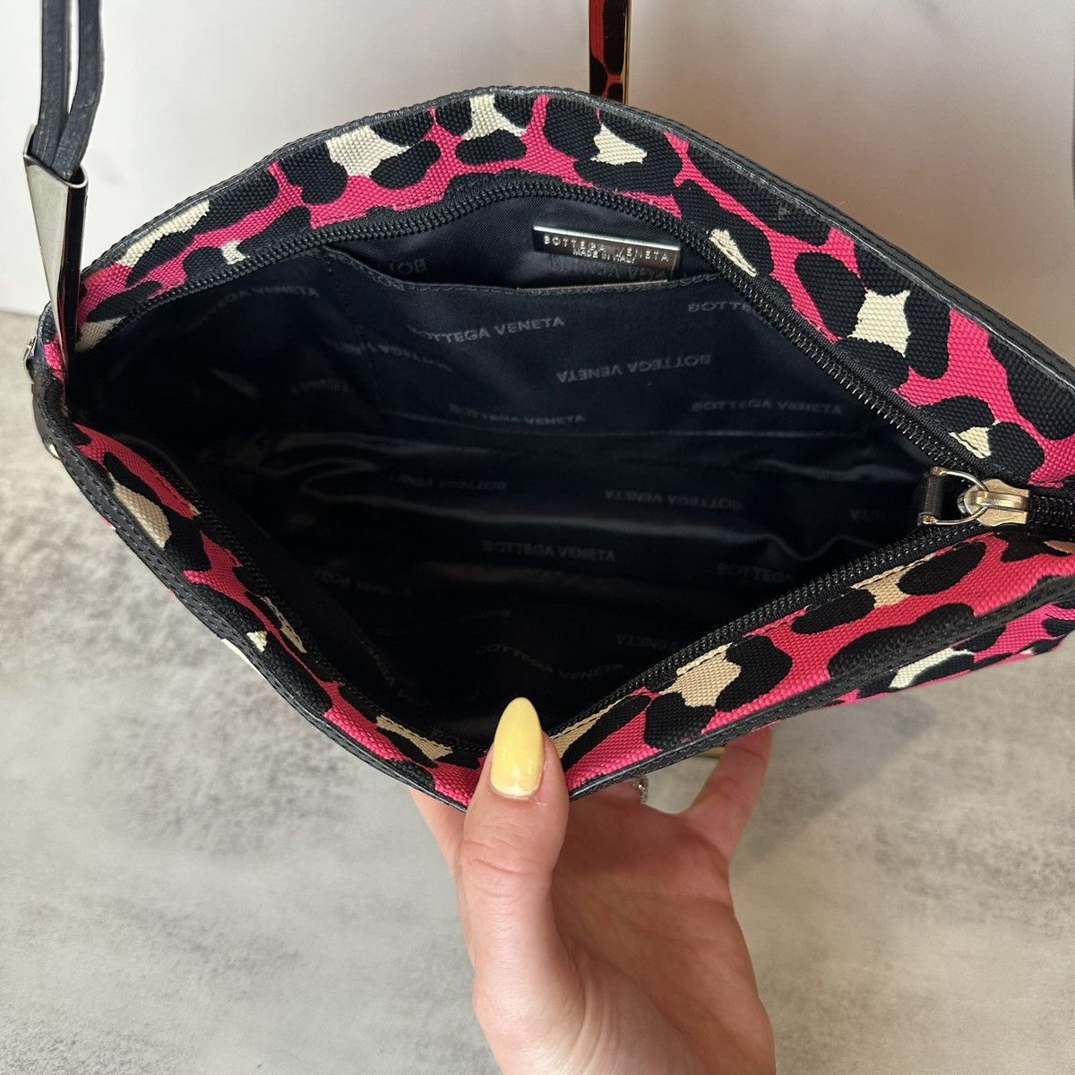 Bottega Veneta Bottega Veneta Vintage Leopard Shoulder Bag Size ONE SIZE - 10 Thumbnail