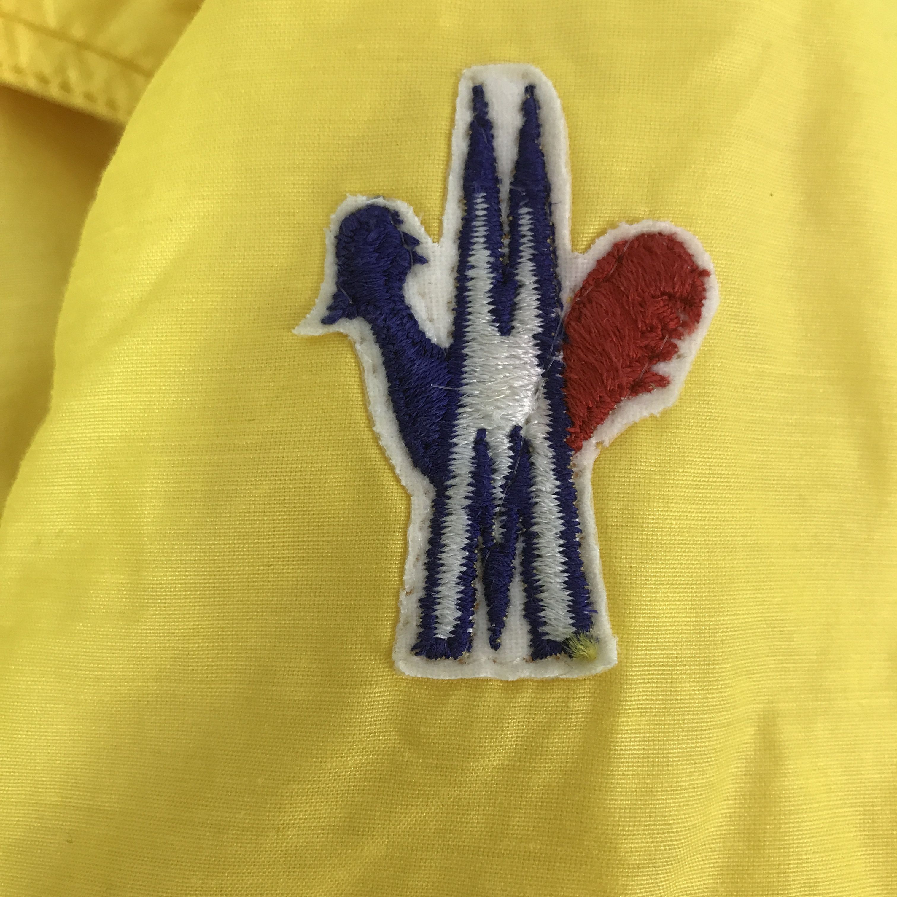 Moncler Vintage Moncler Ski wear yellow quilted Jacket Size US M / EU 48-50 / 2 - 10 Thumbnail