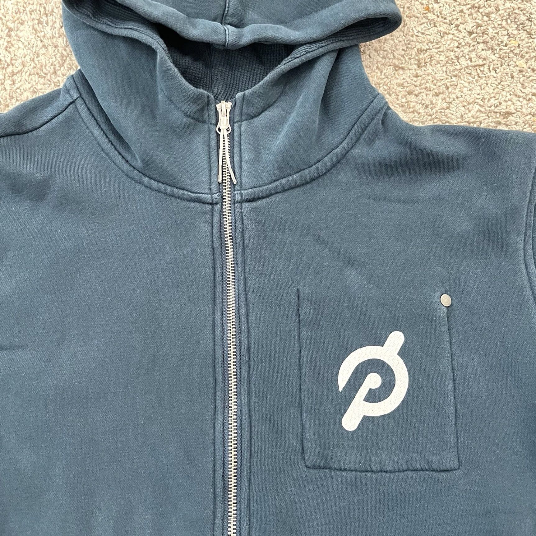 Vuori VUORI Peloton Zip Up Hoodie Sweatshirt Blue Mens Large Rise Shine - Full Zip, Hooded, Pockets, Gym & Training, Athleisure, Unisex Adults, Blue, Size L Size US L / EU 52-54 / 3 - 2 Thumbnail
