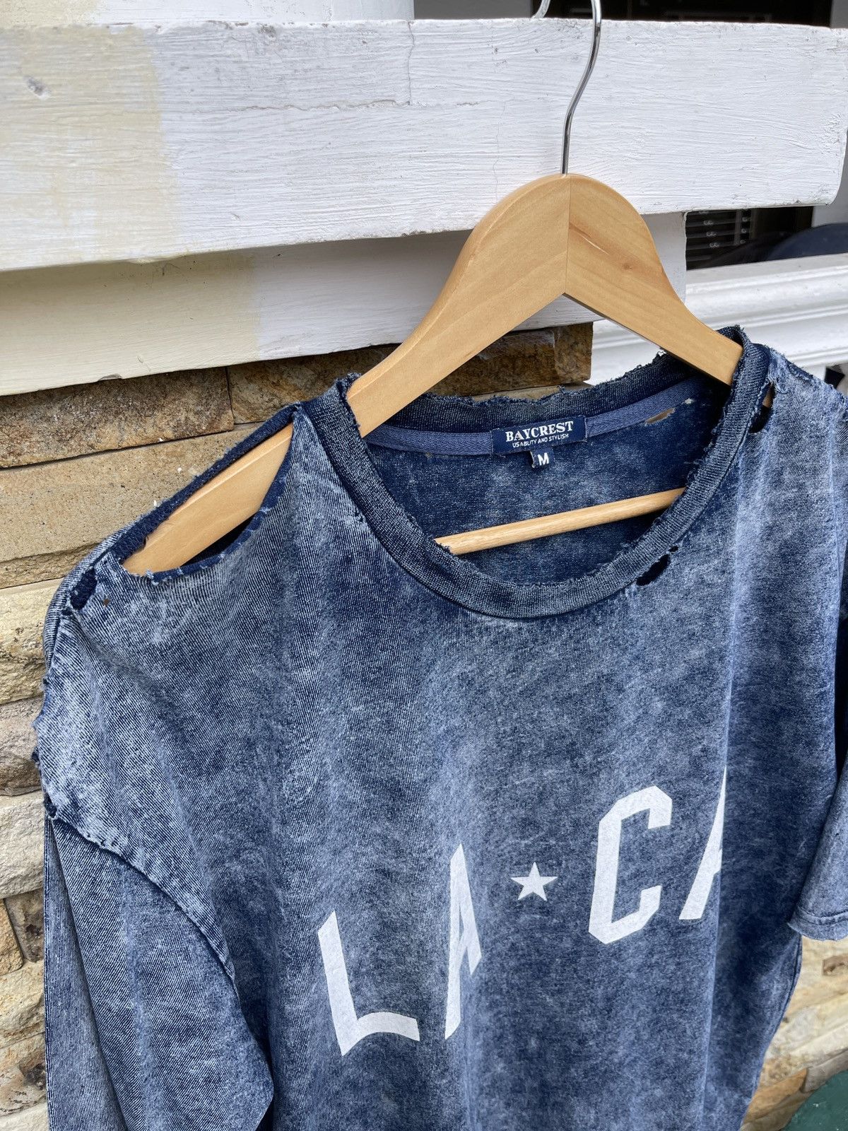 Vintage Last Drop🔥Rare🔥Vintage Thrashed Design Tee Size US L / EU 52-54 / 3 - 5 Thumbnail