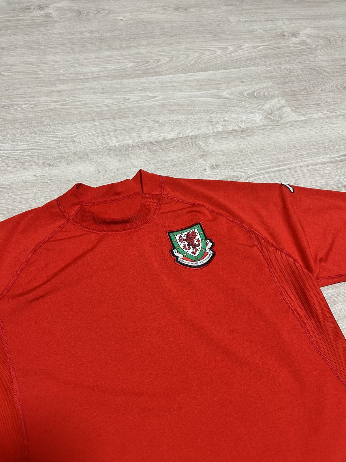 Vintage Vintage WALES Kappa soccer Jersey National Tesm size xl Size US XL / EU 56 / 4 - 2 Thumbnail