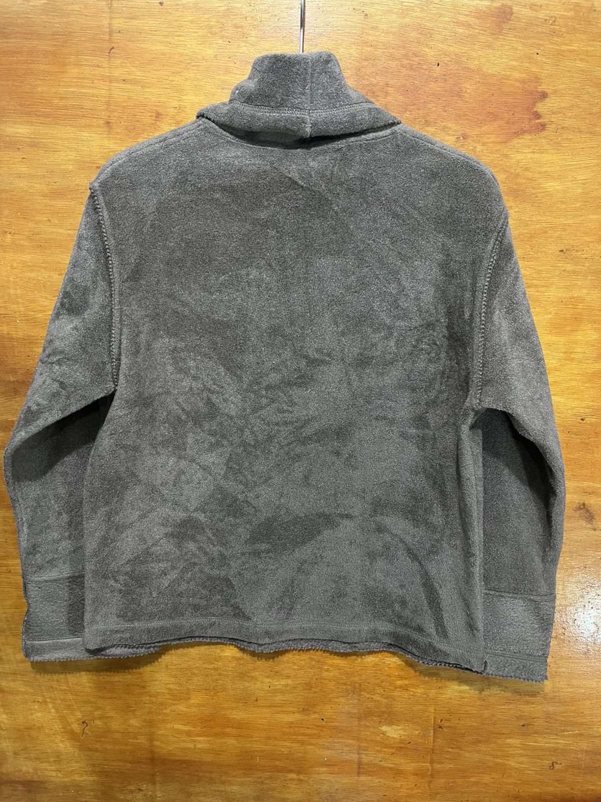 Fendi Authentic FENDI Embroidered Logo Fleece Turtleneck Size L / US 10 / IT 46 - 2 Thumbnail