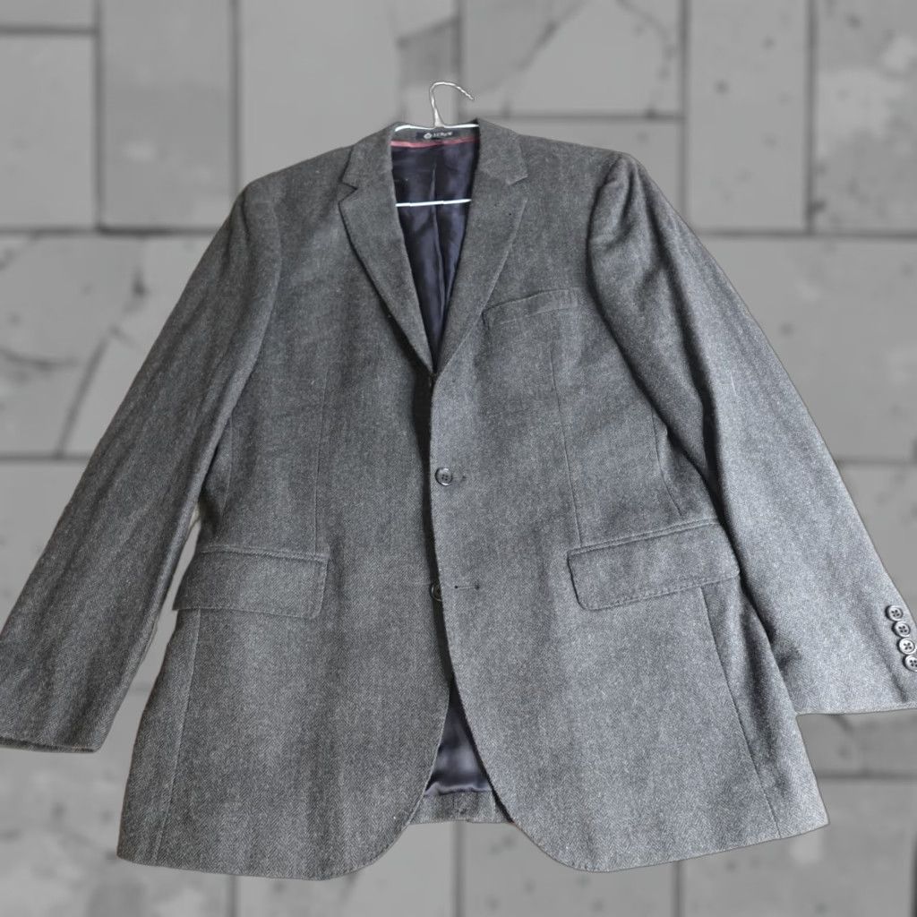 J.Crew J. Crew Sport Coat 42L Gray Herringbone Moon Tweed 3 Roll 2 Jacket Single-Breasted Three-Button Notch Lapel Mens Regular Vintage: No Size US XS / EU 42 / 0 - 1 Thumbnail
