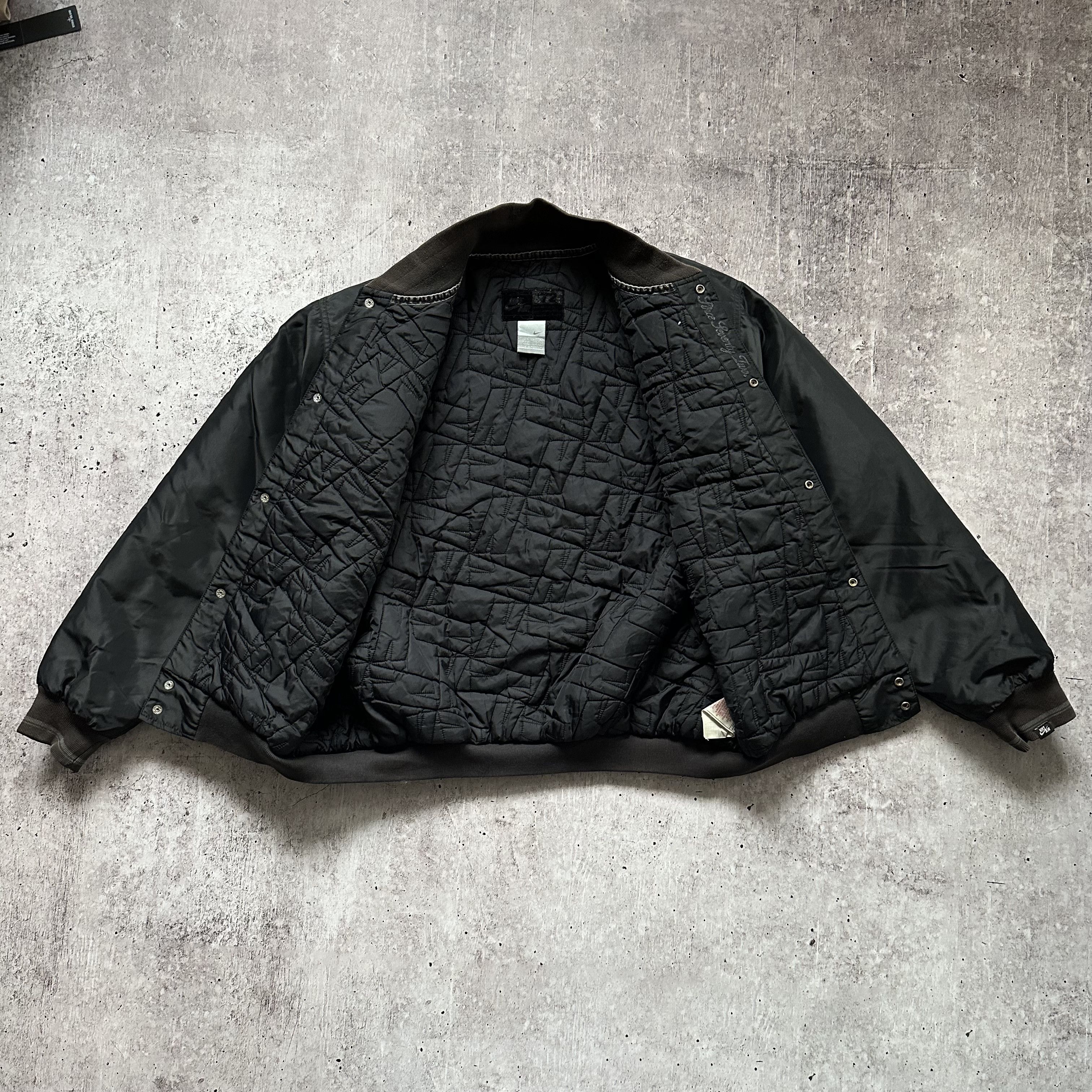 Nike Nike y2k Vintage Big Logo Nylon Boxy Bomber Light Jacket Size US M / EU 48-50 / 2 - 6 Thumbnail