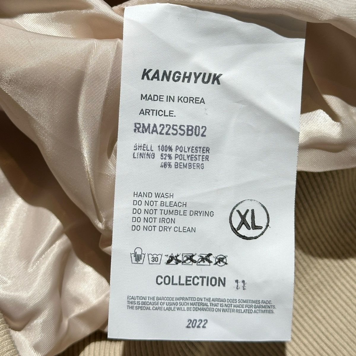 KANGHYUK Embossed tonal bomber Size US XL / EU 56 / 4 - 4 Thumbnail