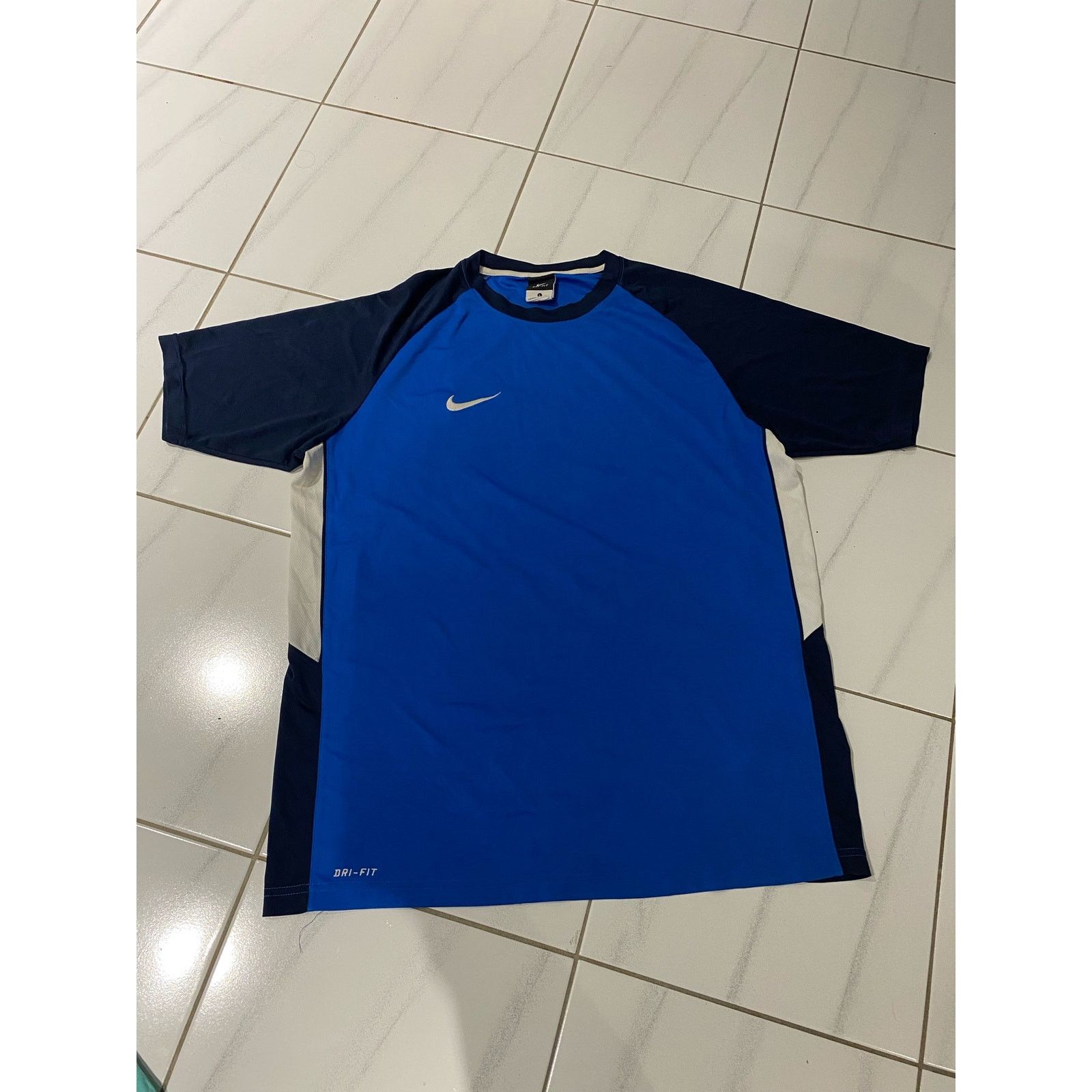 Nike Bundle of 2pcs Nike Dri-Fit L-XL Size US L / EU 52-54 / 3 - 3 Thumbnail