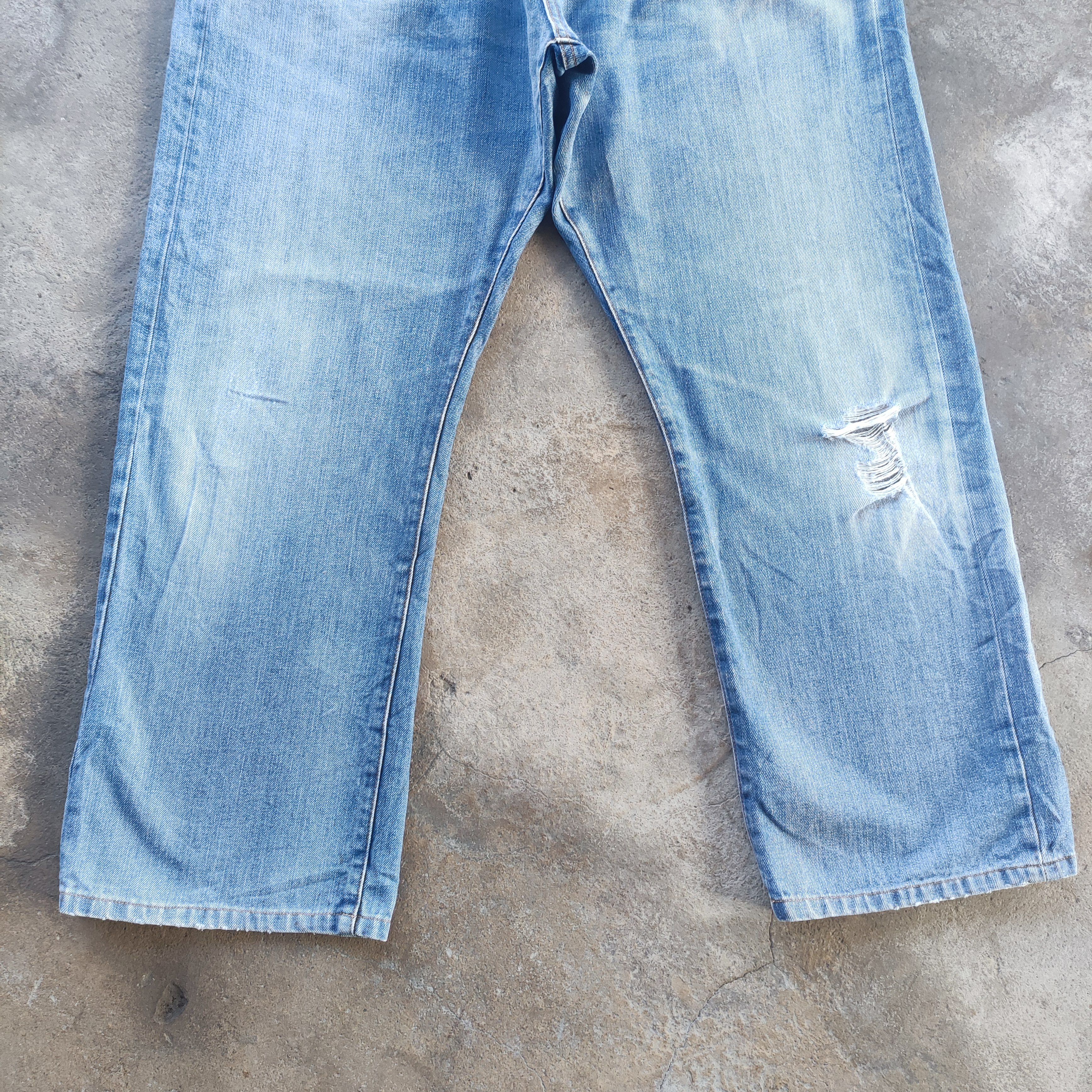 Japanese Brand Vintage Japanese Brand Buggy Jeans Distressed Faded Pants Size US 37 - 3 Thumbnail