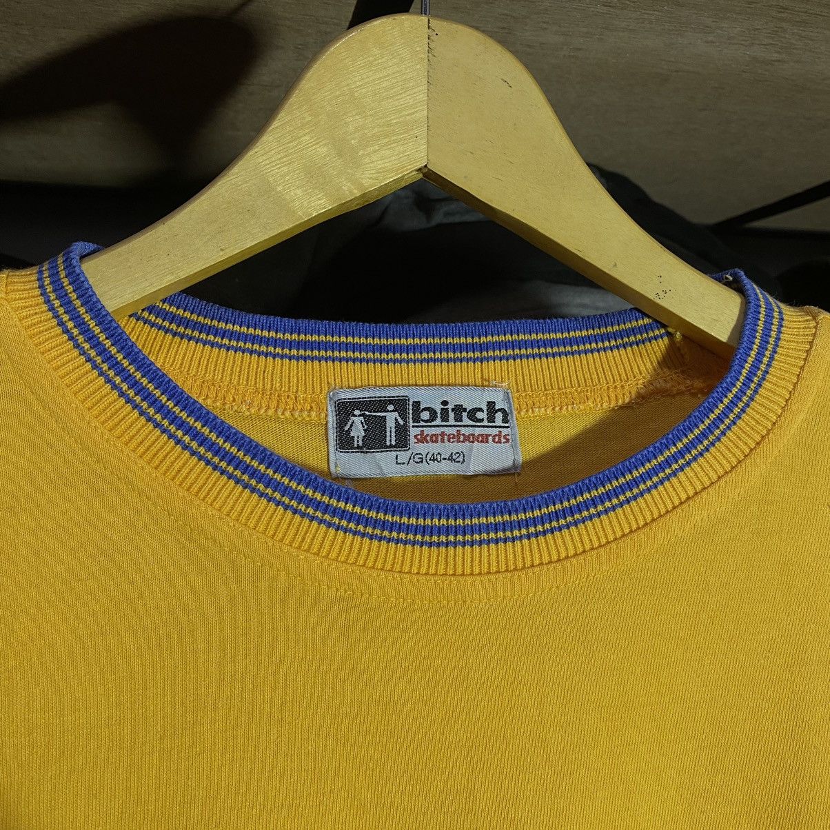 Girl Skateboards BITCH SKATEBOARDS RINGER TEE Size US L / EU 52-54 / 3 - 4 Thumbnail