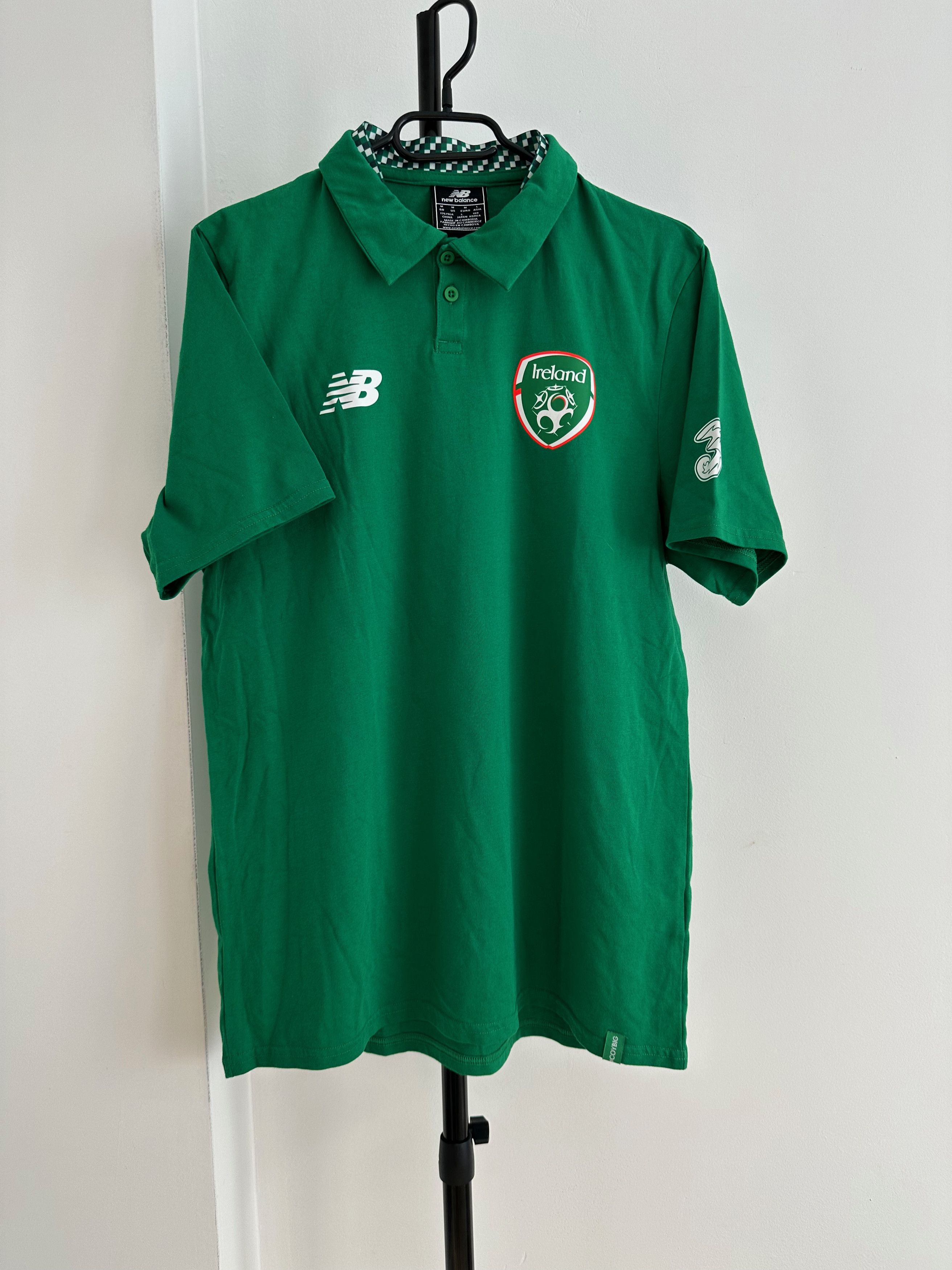 New Balance 2017 New Balance Ireland National Team soccer green Size US M / EU 48-50 / 2 - 1 Thumbnail