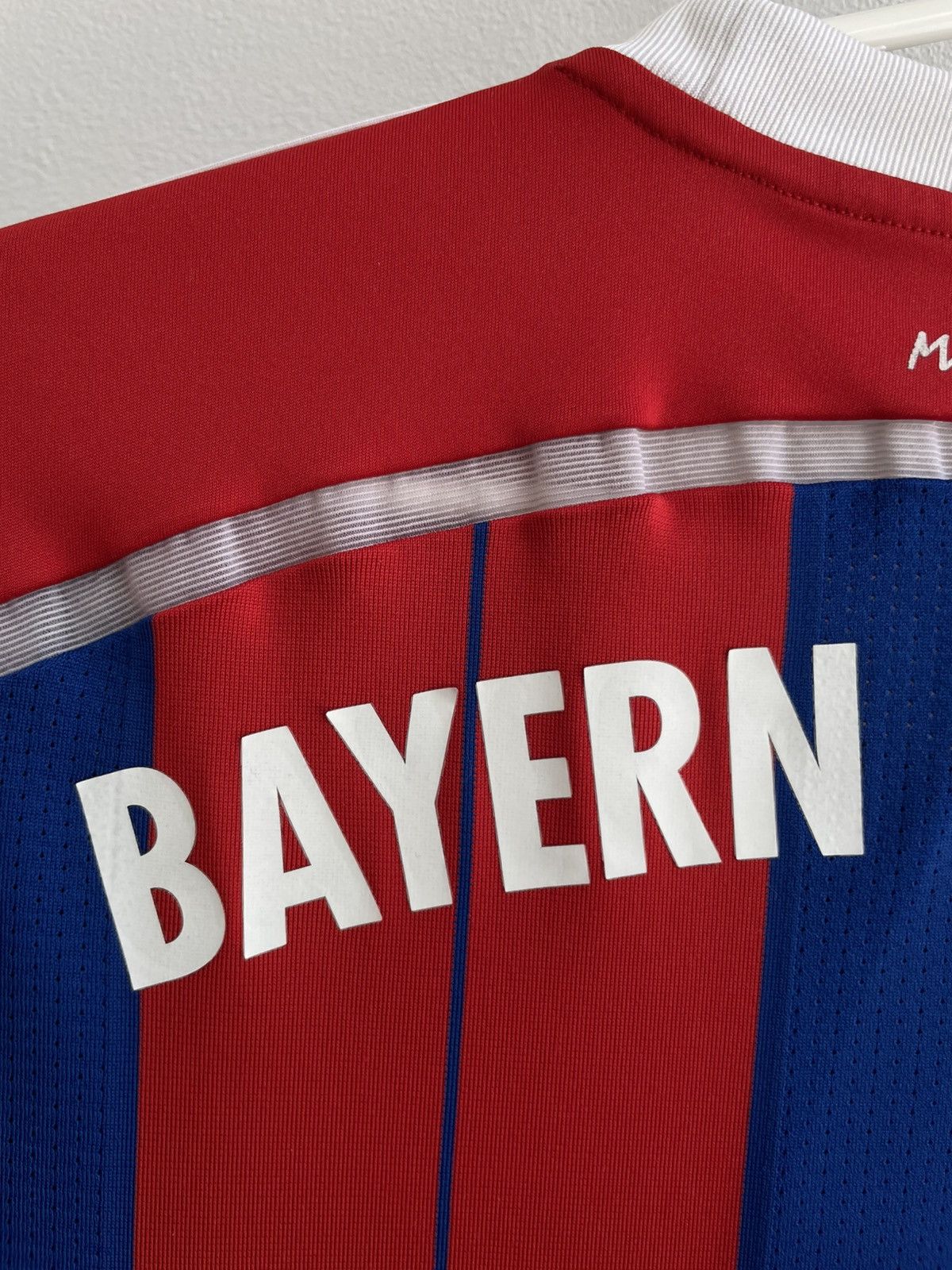 Adidas Bayern Munchen FC 2014 2015 Home Footbal Soccer Jersey Shirt Size US M / EU 48-50 / 2 - 15 Thumbnail