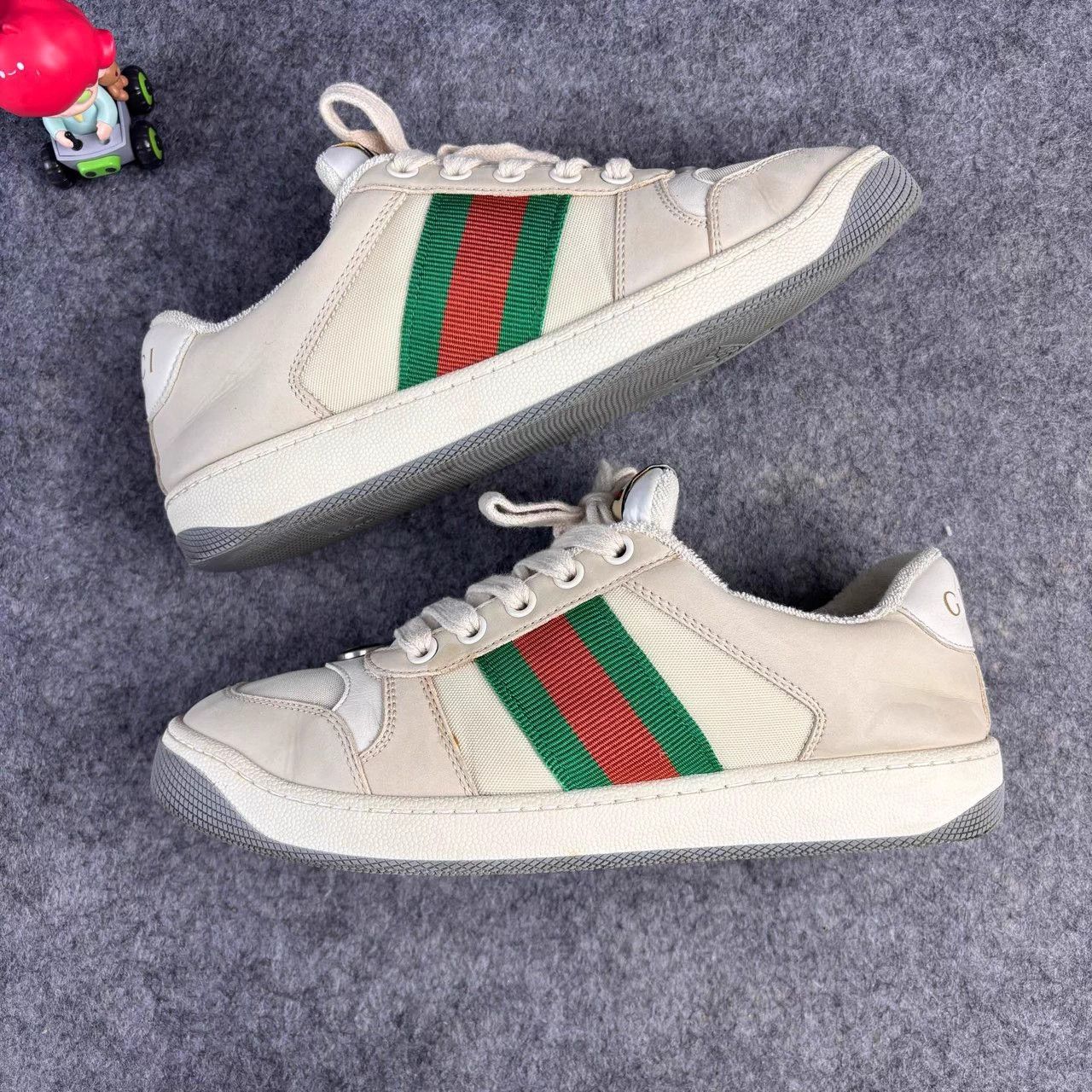 Gucci GUCCI Cream Stripe Sneakers 36.5 95 New Size US 5.5 / IT 35.5 - 5 Thumbnail