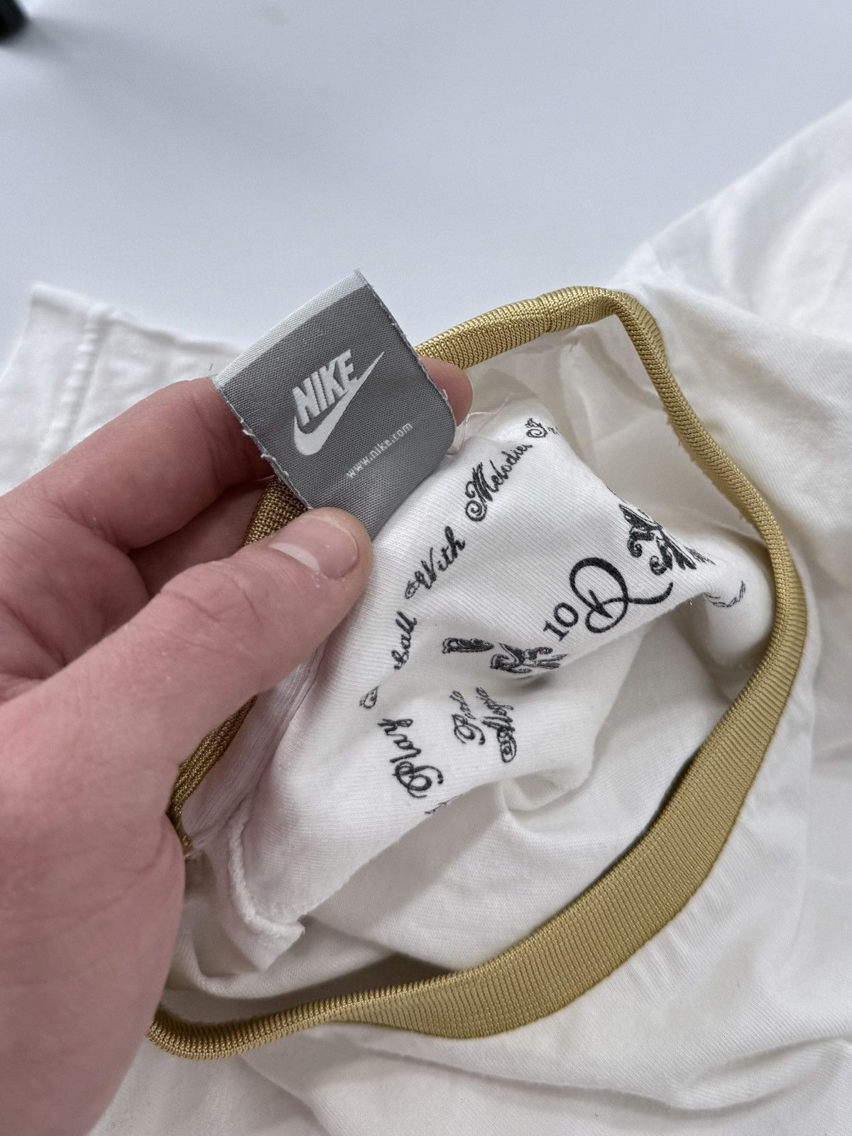 Nike Vintage Nike Y2K avantgarde streetwear oversize T-shirt Size US XL / EU 56 / 4 - 8 Thumbnail