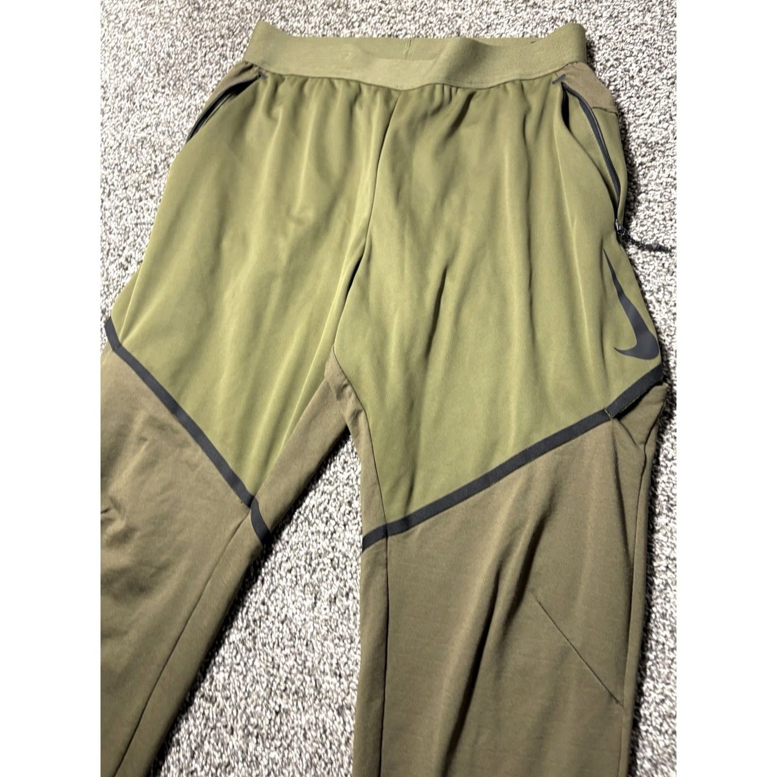 Nike Nike Training Pants Mens M Olive Green Snap Pockets 927360 Size US 31 - 7 Thumbnail