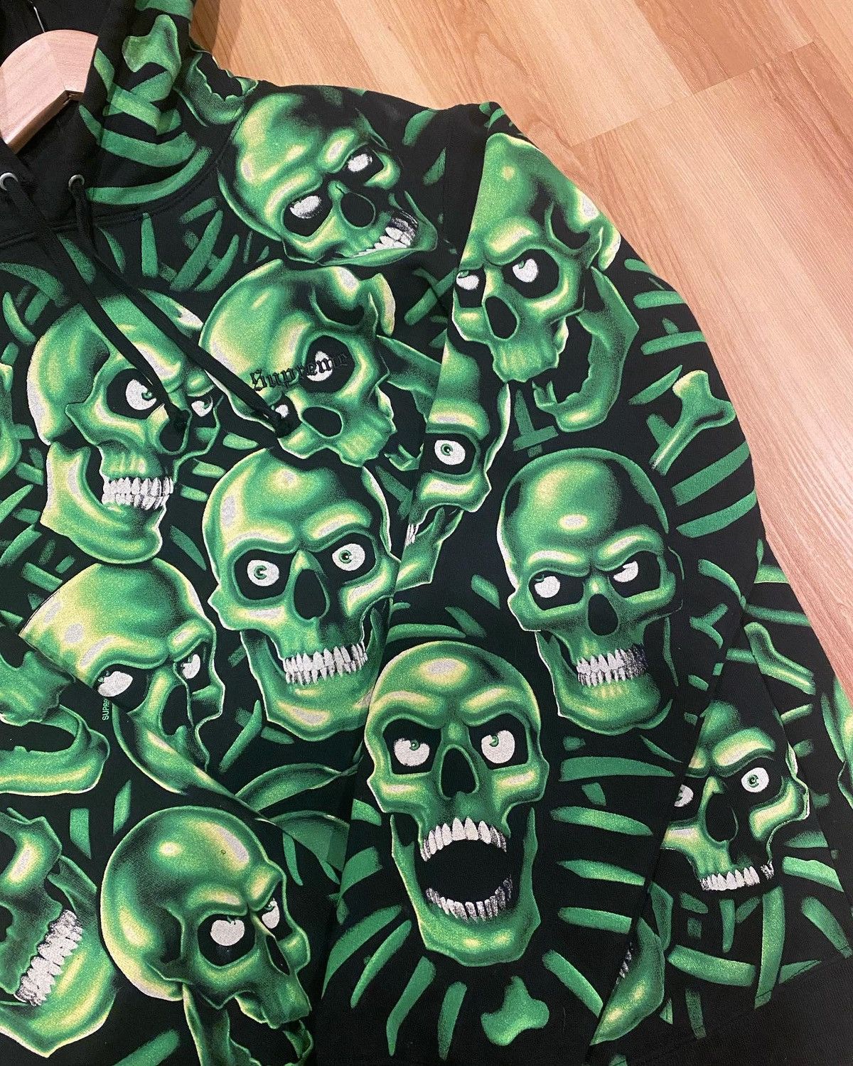 Supreme Supreme skullpile (2018) Size US L / EU 52-54 / 3 - 4 Thumbnail