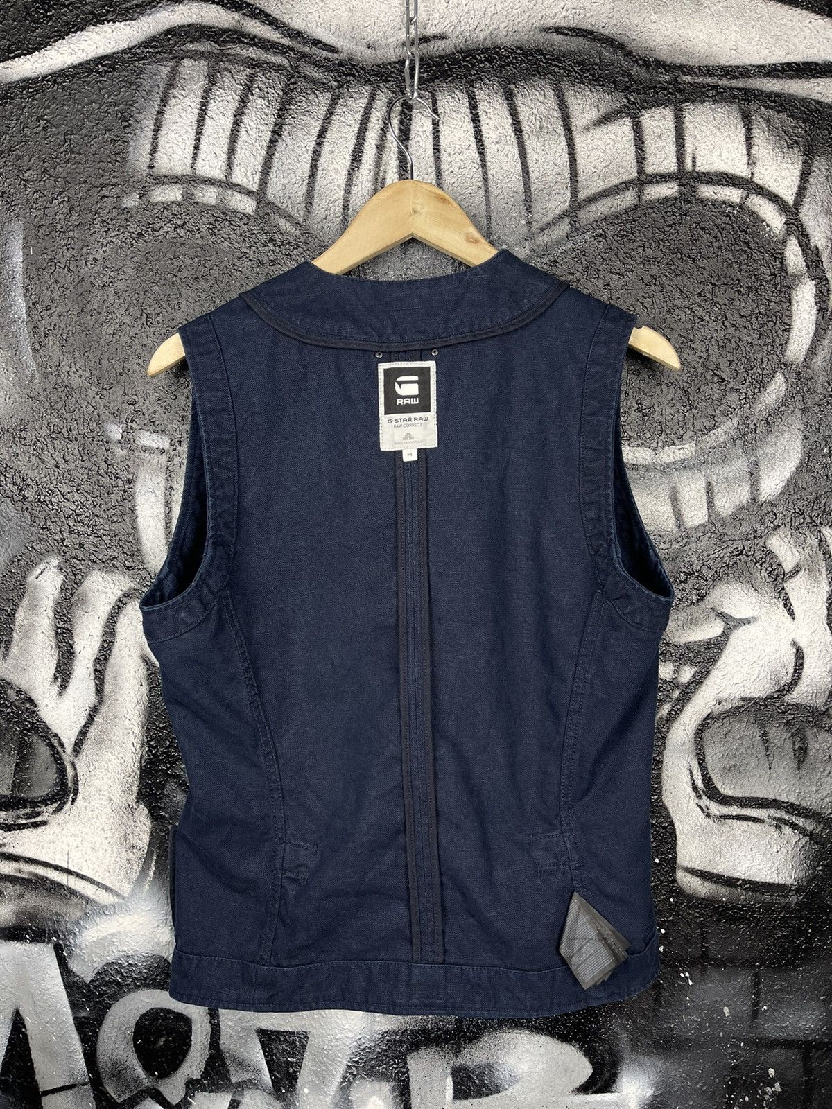 G-Star G Star RAW Correct Lens Gilet Western Men’s Vest Size M Size US M / EU 48-50 / 2 - 13 Thumbnail