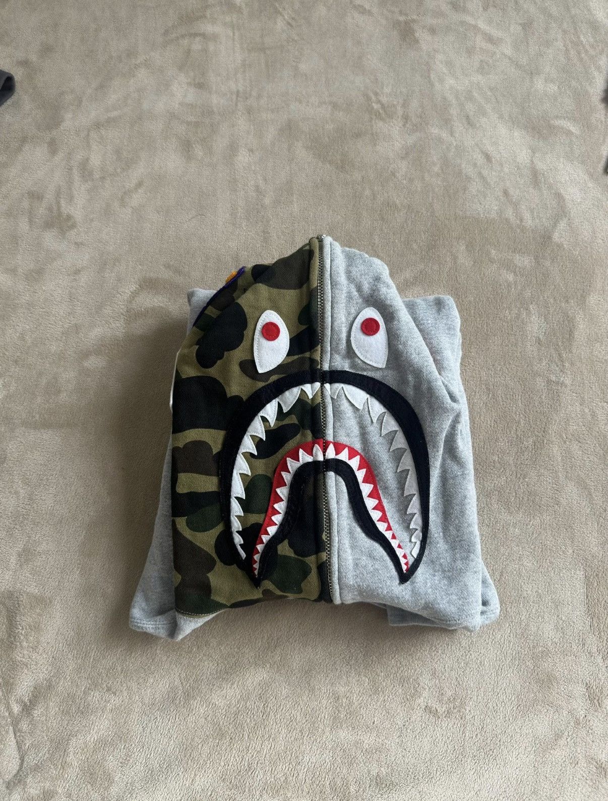 Bape BAPE Shark Head Hoodie K5 Size US S / EU 44-46 / 1 - 7 Thumbnail