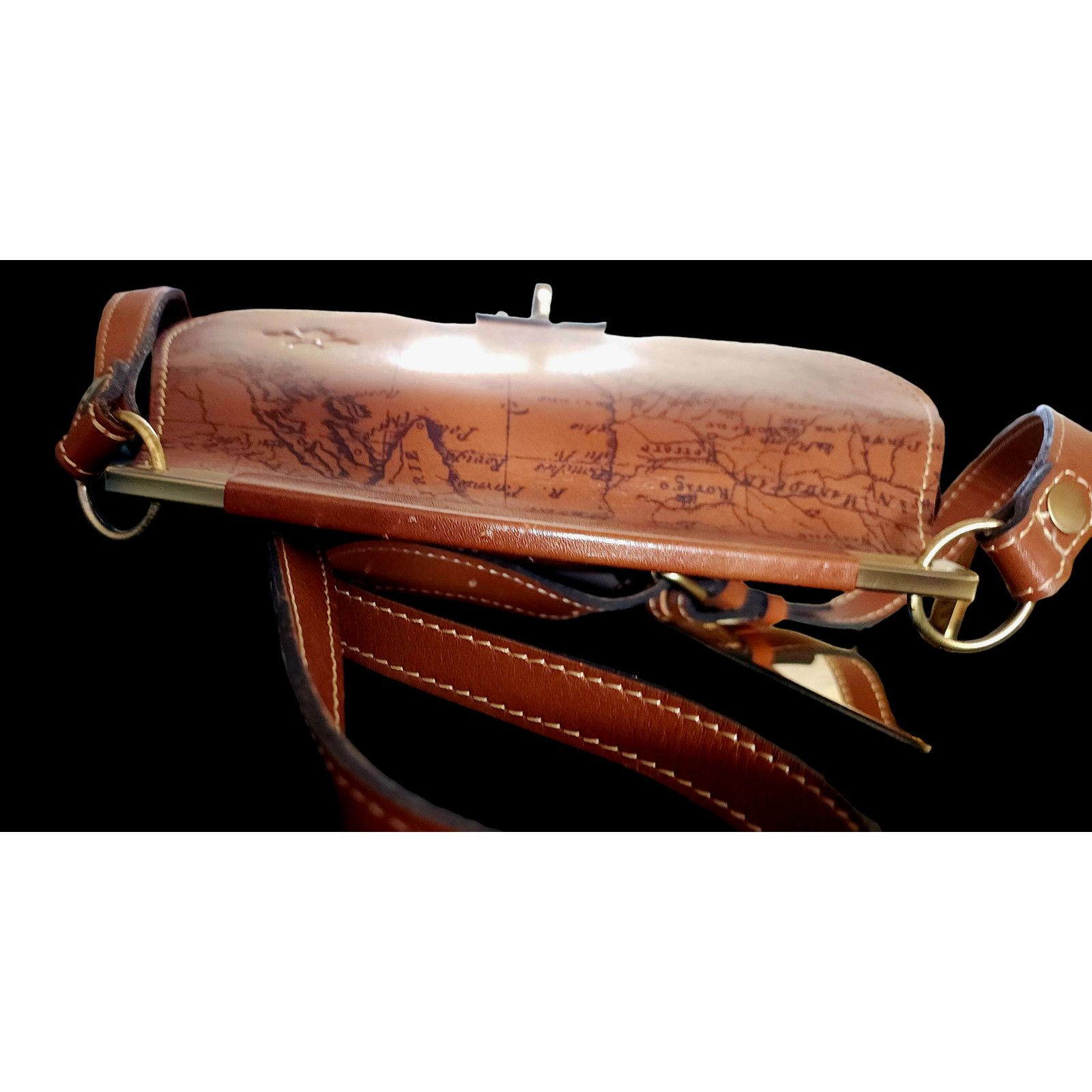 Patricia Nash Patricia Nash Rocca saddle leather Crossbody Purse Sig. Map Size ONE SIZE - 7 Thumbnail