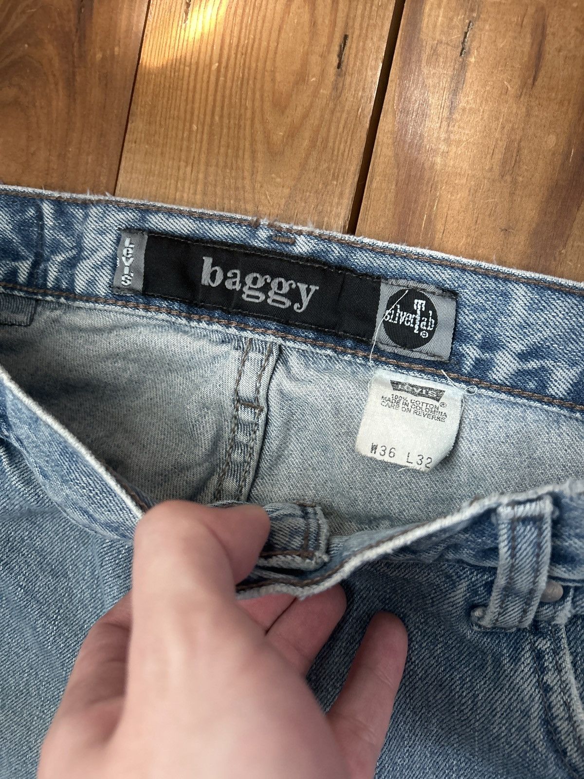 Levi's × Vintage Vintage 90s Levi’s Silver Tab Baggy Blue Denim Jeans Size US 34 / EU 50 - 2 Thumbnail