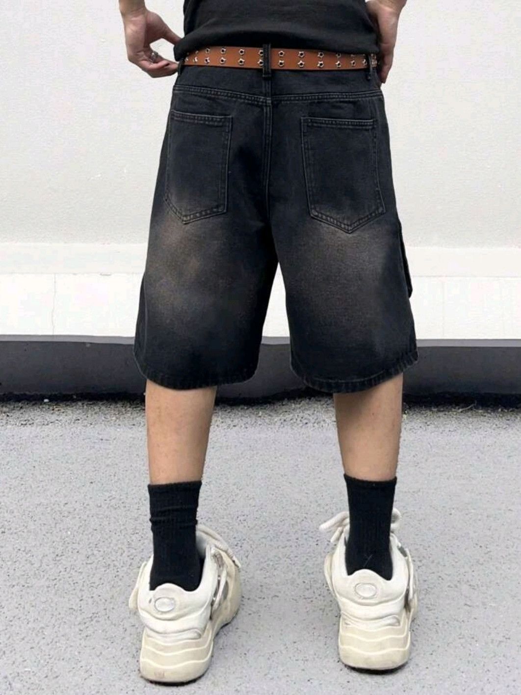 Japanese Brand × Jean Black Washed Distressed Jorts Big Pockets Shorts Size US 30 / EU 46 - 4 Thumbnail