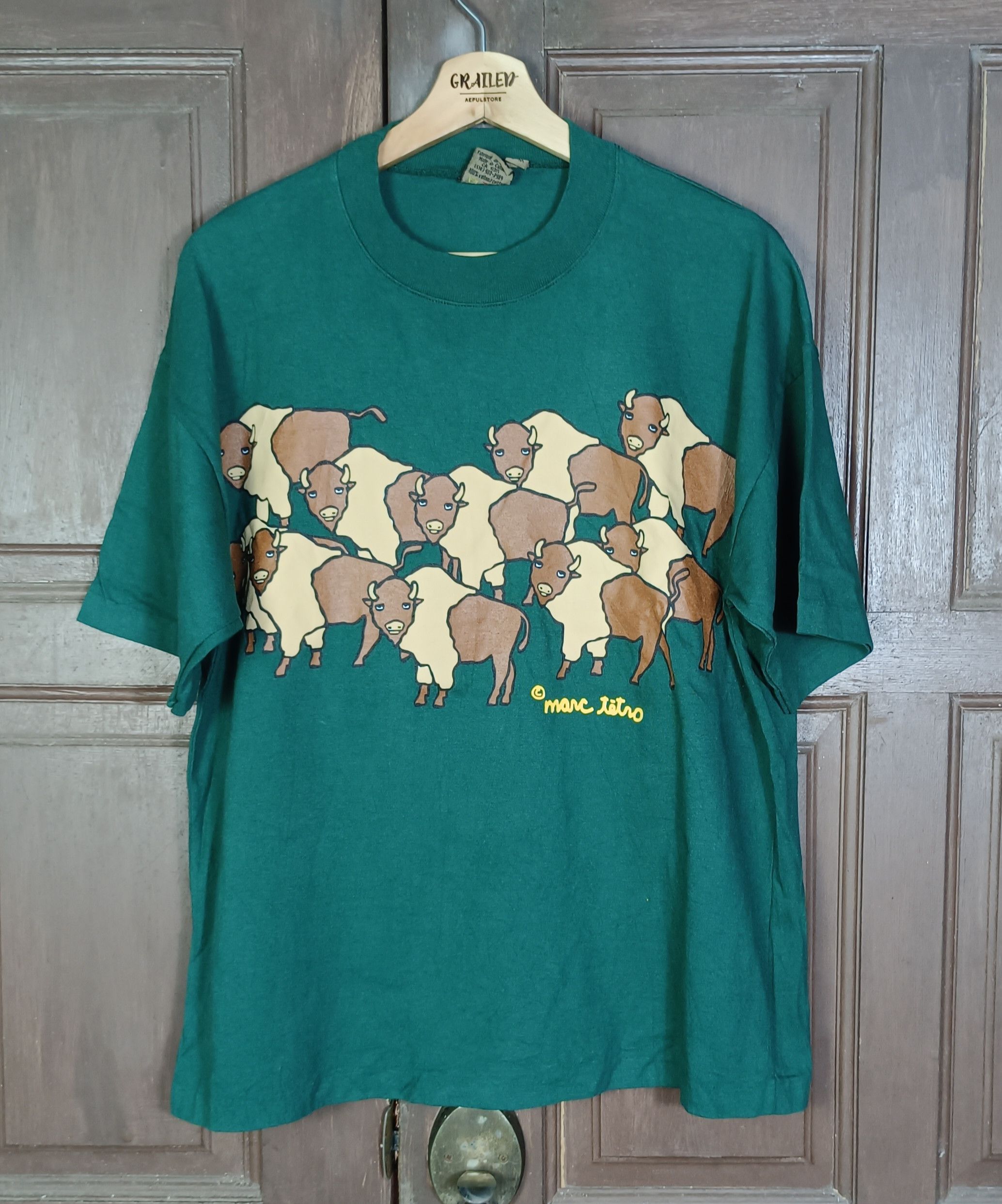 Vintage Vintage Canada Buffalo Tee 90s Marc Tetro Made in Canada Size US L / EU 52-54 / 3 - 1 Thumbnail
