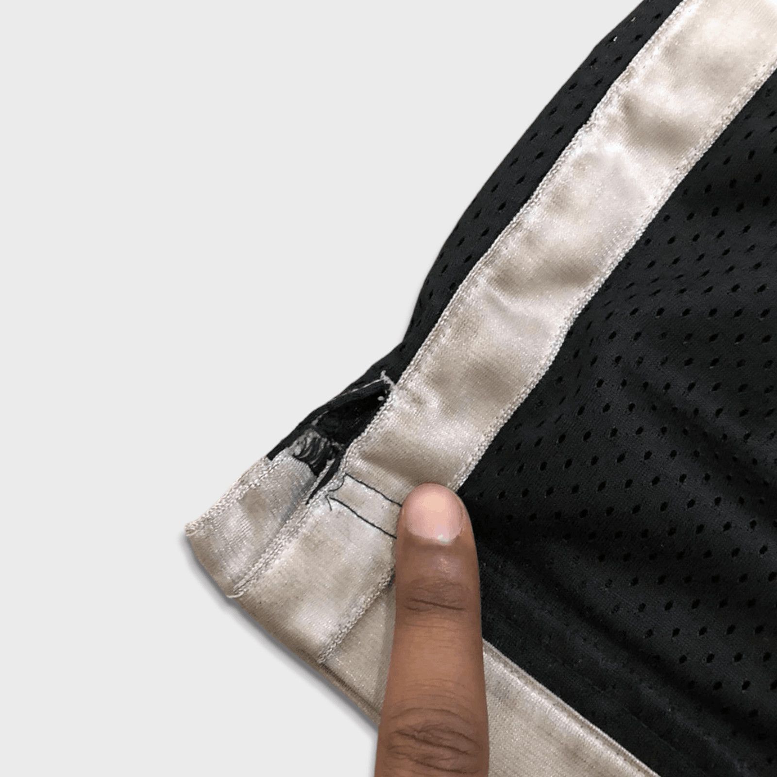 Nike × Vintage Nike Sportswear Shorts XL Black Swoosh Athletic Gym Pants Size US 36 / EU 52 - 3 Thumbnail