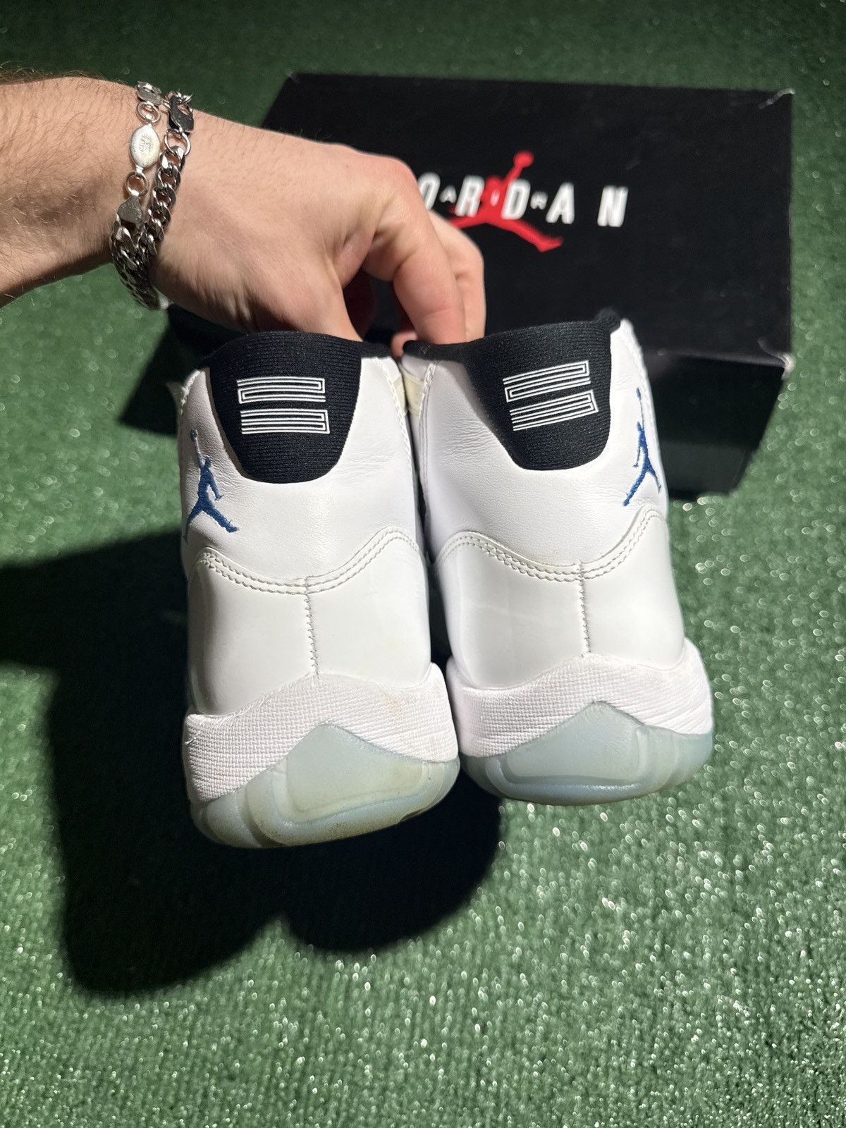 Jordan Brand Jordan 11 Legend Blue 2024 Size US 9 / EU 42 - 4 Thumbnail