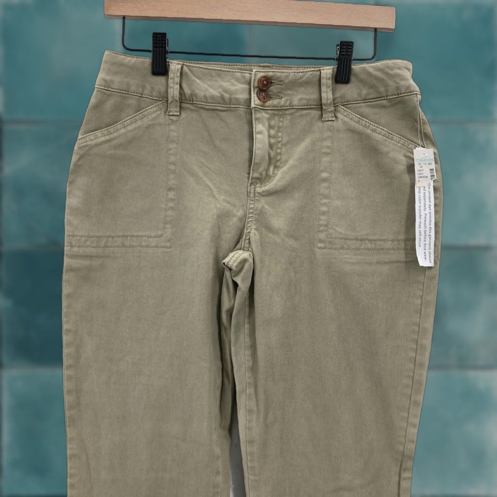Vintage Maurices Chino Pants Women's 6 Slim Bootcut Khaki Beige Stretch Casual Short 29in Inseam Pants Women Size 28" / US 6 / IT 42 - 1 Thumbnail