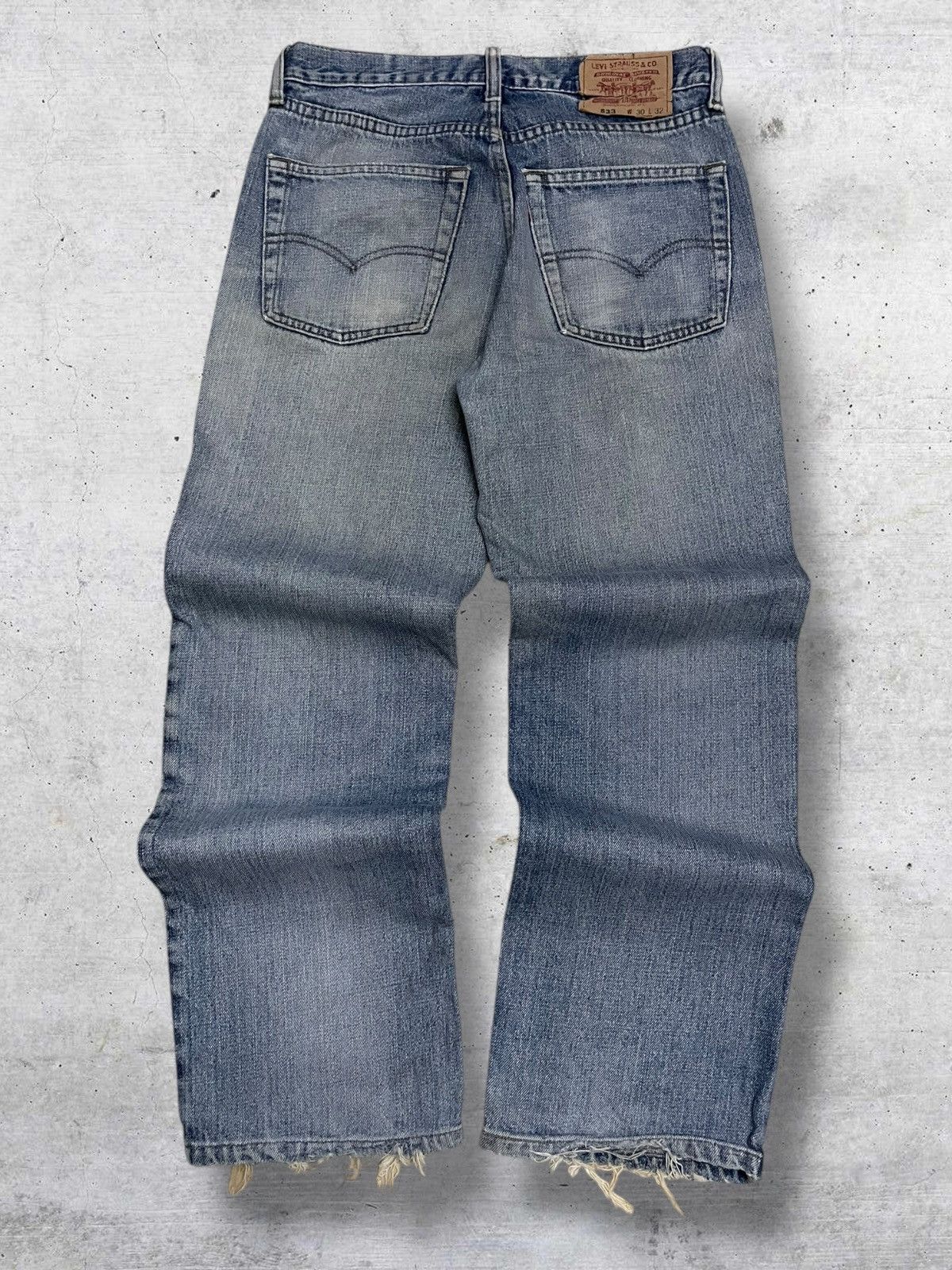 Levi's Vintage Clothing VINTAGE 533 LEVIS USA DESIGNER 90S WHISKERING RIPPED DENIM Size US 29 - 9 Thumbnail