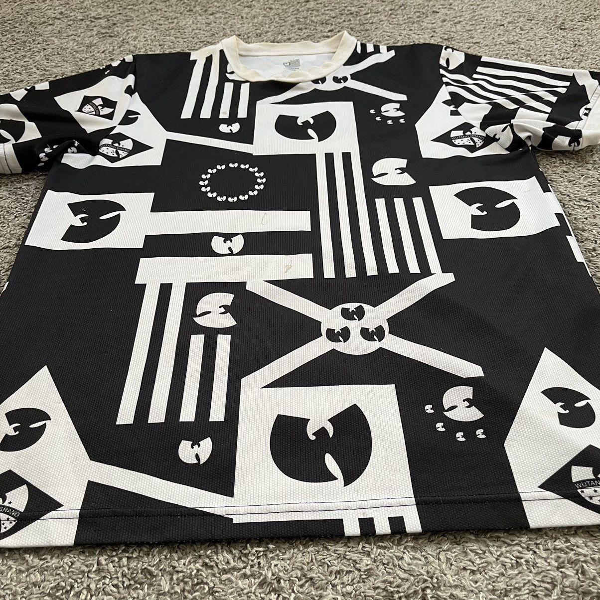 Wu-Tang Clan 🔴Wu-Tang Jersey Shirt Size Large WuTang Flags International Size US L / EU 52-54 / 3 - 3 Thumbnail
