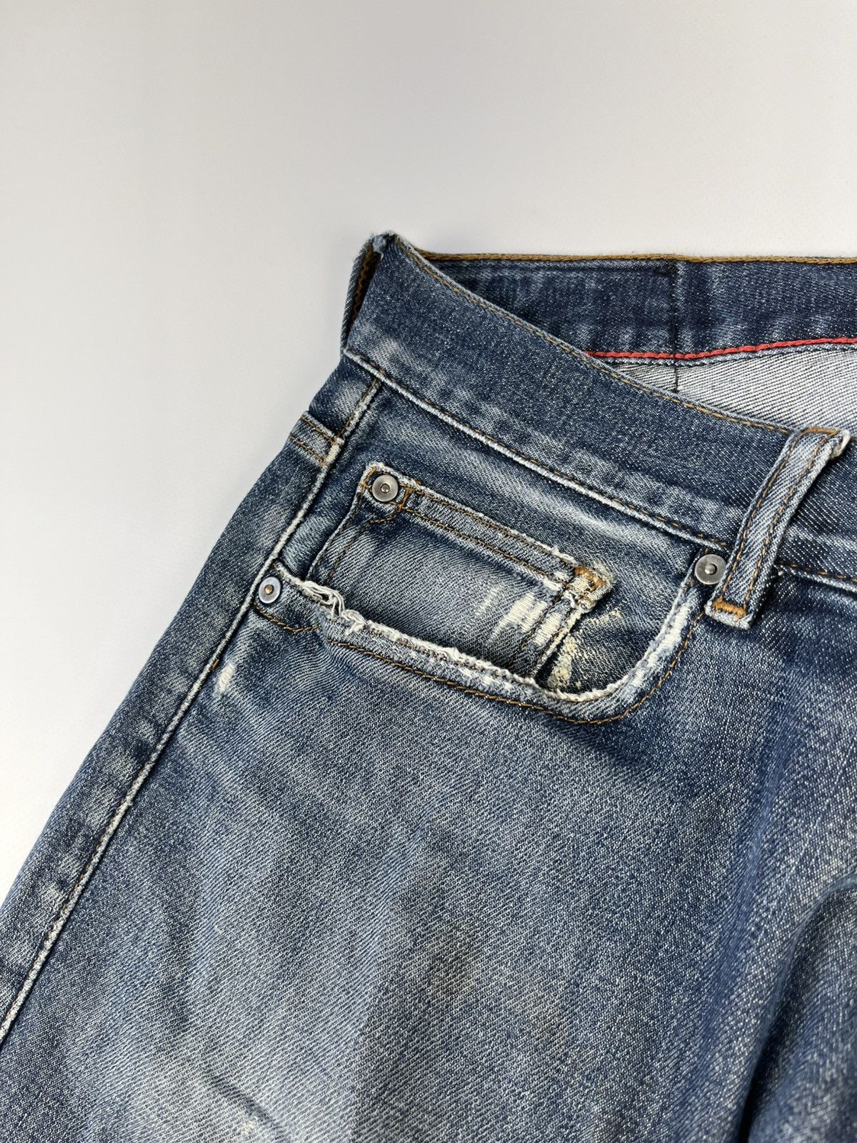 DC × Japanese Brand 00s Vintage DC Big Logo Denim Faded Distressed Jeans Y2K Size US 32 / EU 48 - 15 Thumbnail