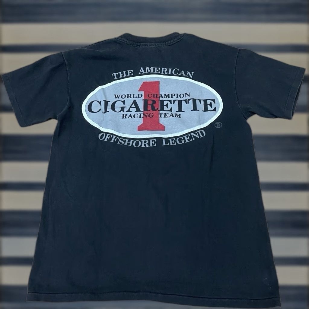 what are cloves cigarettes Clove cigarettes are sold in small, brightly colored packages with