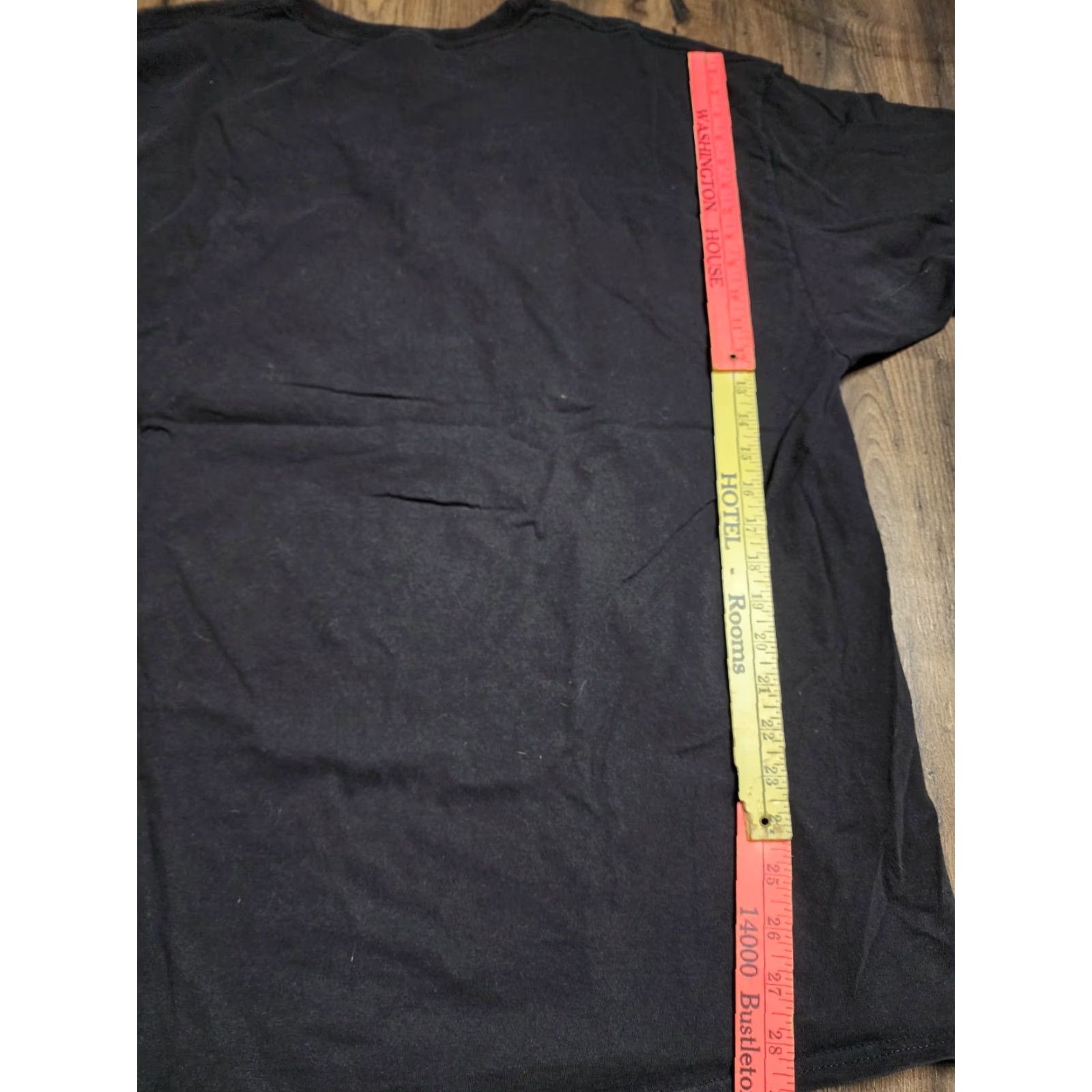Logo 7 VINTAGE Wu Tang Clan Logo T-Shirt Men XL Black Hip Hop Rap 90s Graphic Crew Neck Size US XXL / EU 58 / 5 - 2 Thumbnail