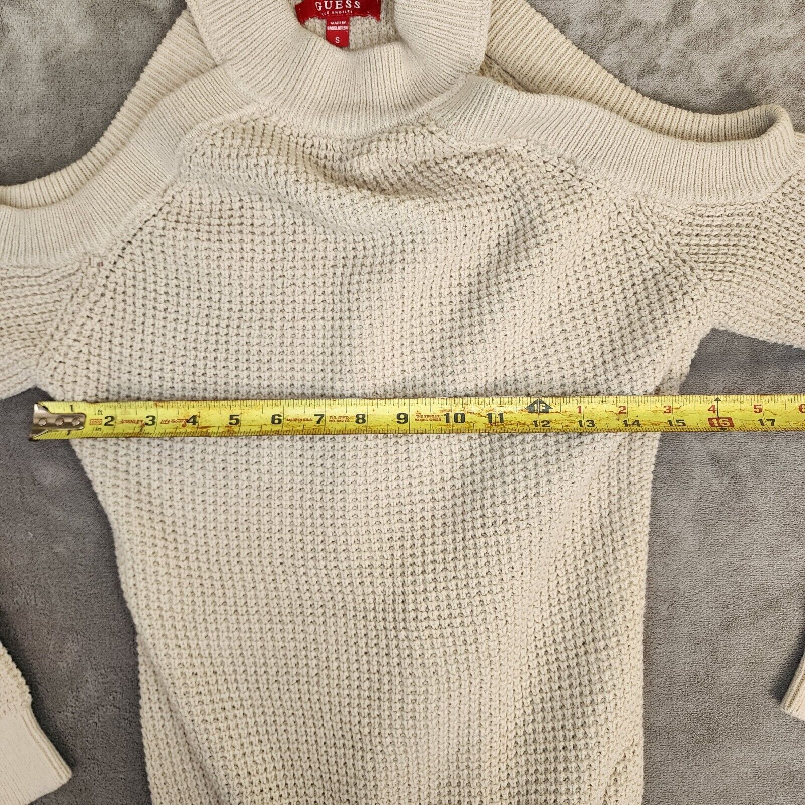 Guess Women's Guess Ivory Cold Shoulder Pullover Sweater S Size S / US 4 / IT 40 - 7 Thumbnail